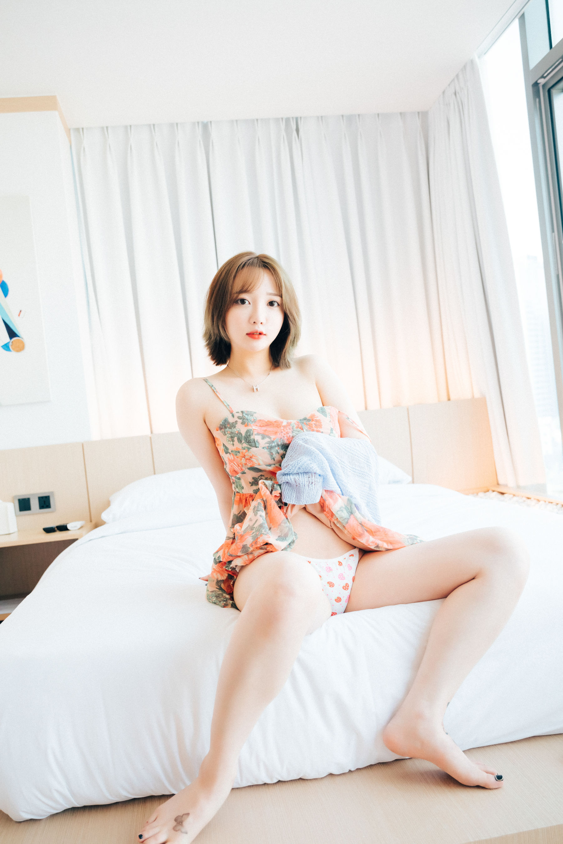 [LOOZY]  Yeeun - Lover In Hotel