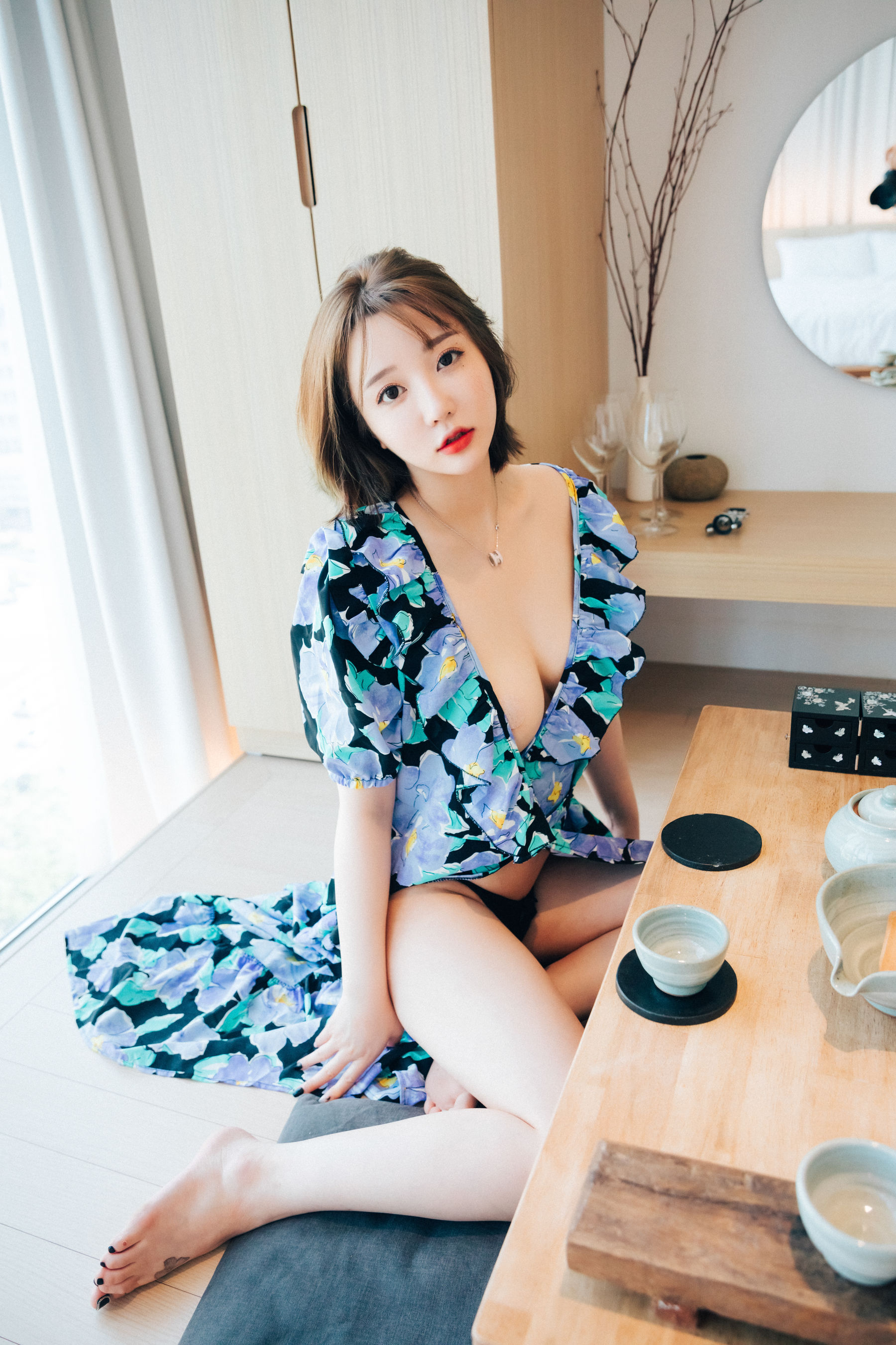 [LOOZY]  Yeeun - Lover In Hotel