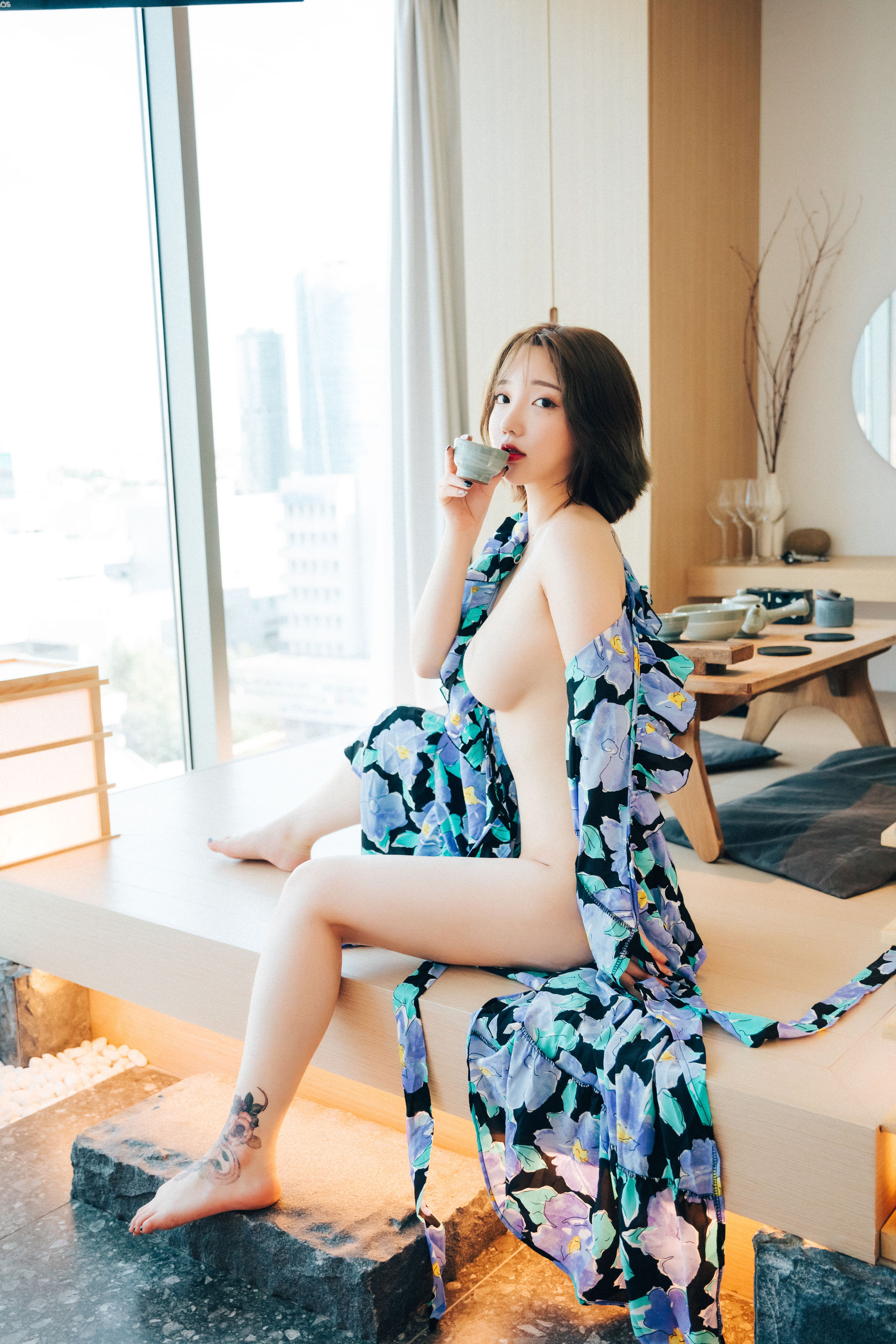 [LOOZY]  Yeeun - Lover In Hotel
