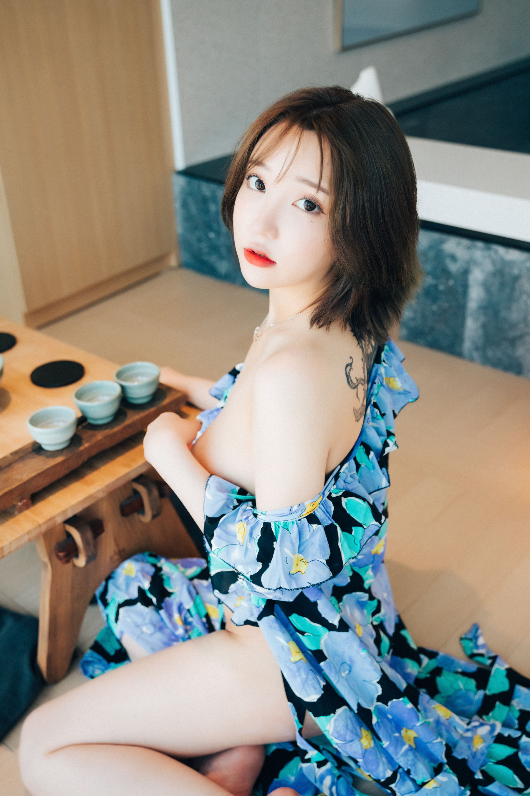 [LOOZY]  Yeeun - Lover In Hotel