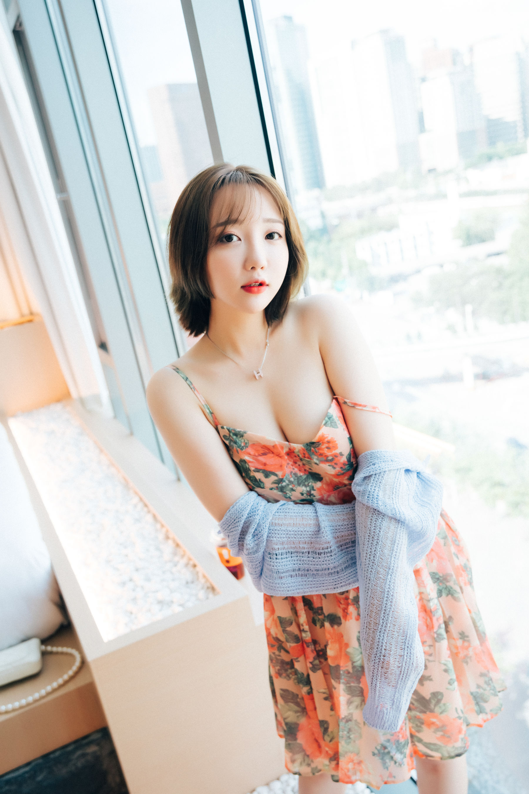 [LOOZY]  Yeeun - Lover In Hotel