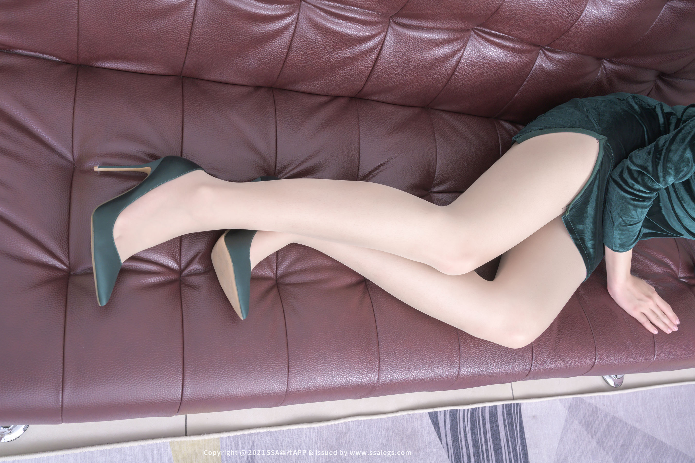 [SSA丝社]超清写真 No.678 安妍 腿模安妍的肉丝（上）