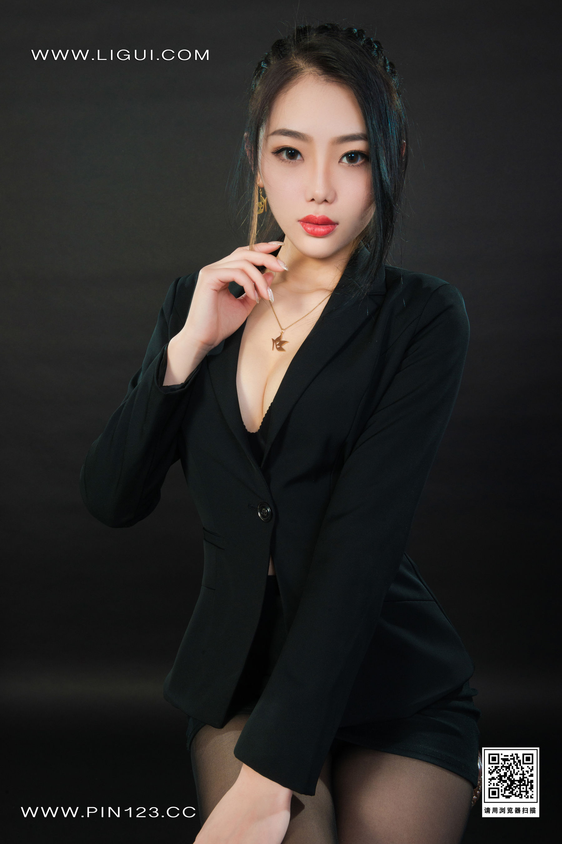 [丽柜Ligui]  小智贤 足下生情
