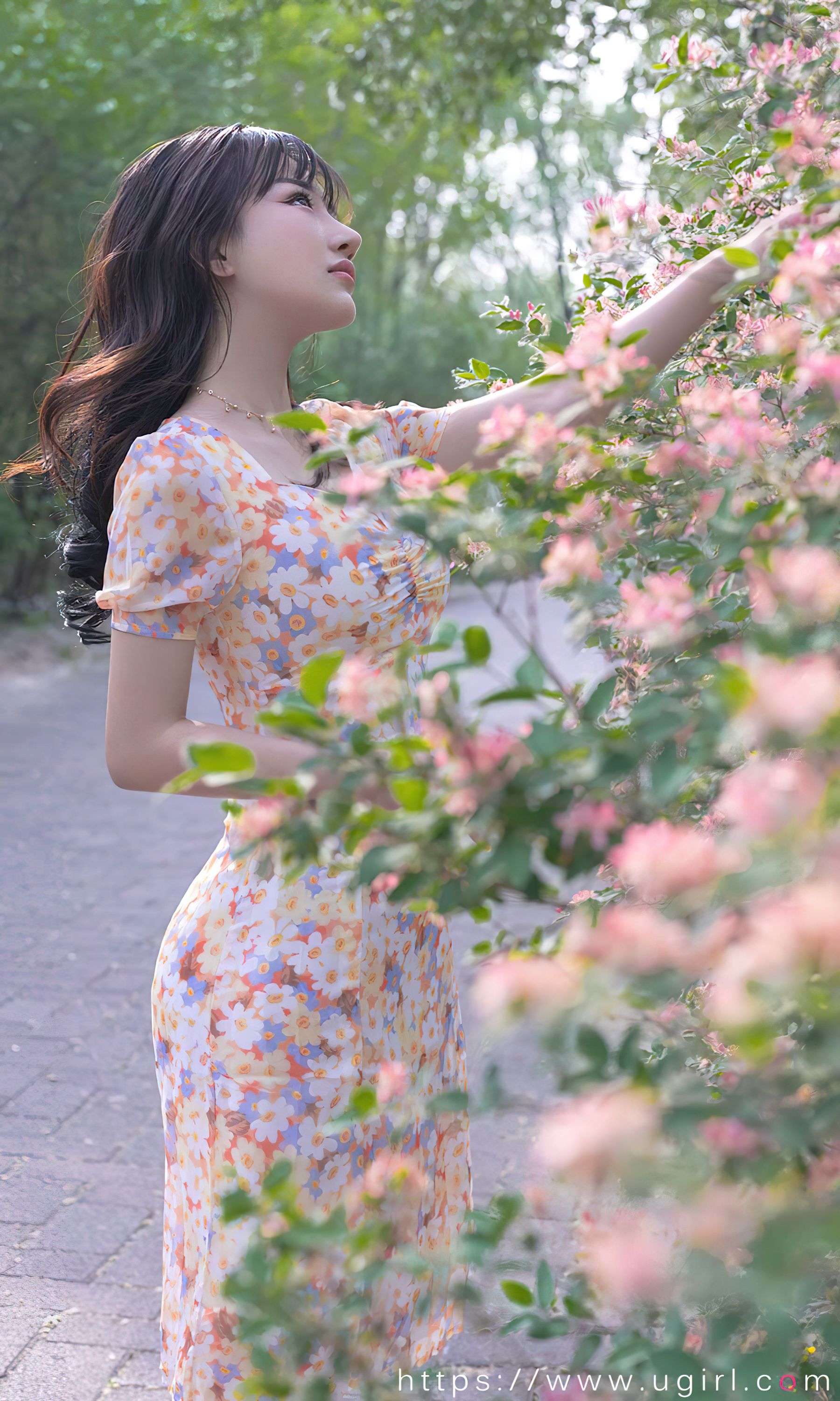 [爱尤物Ugirls] No.2331 西门小玉 花开菜靡