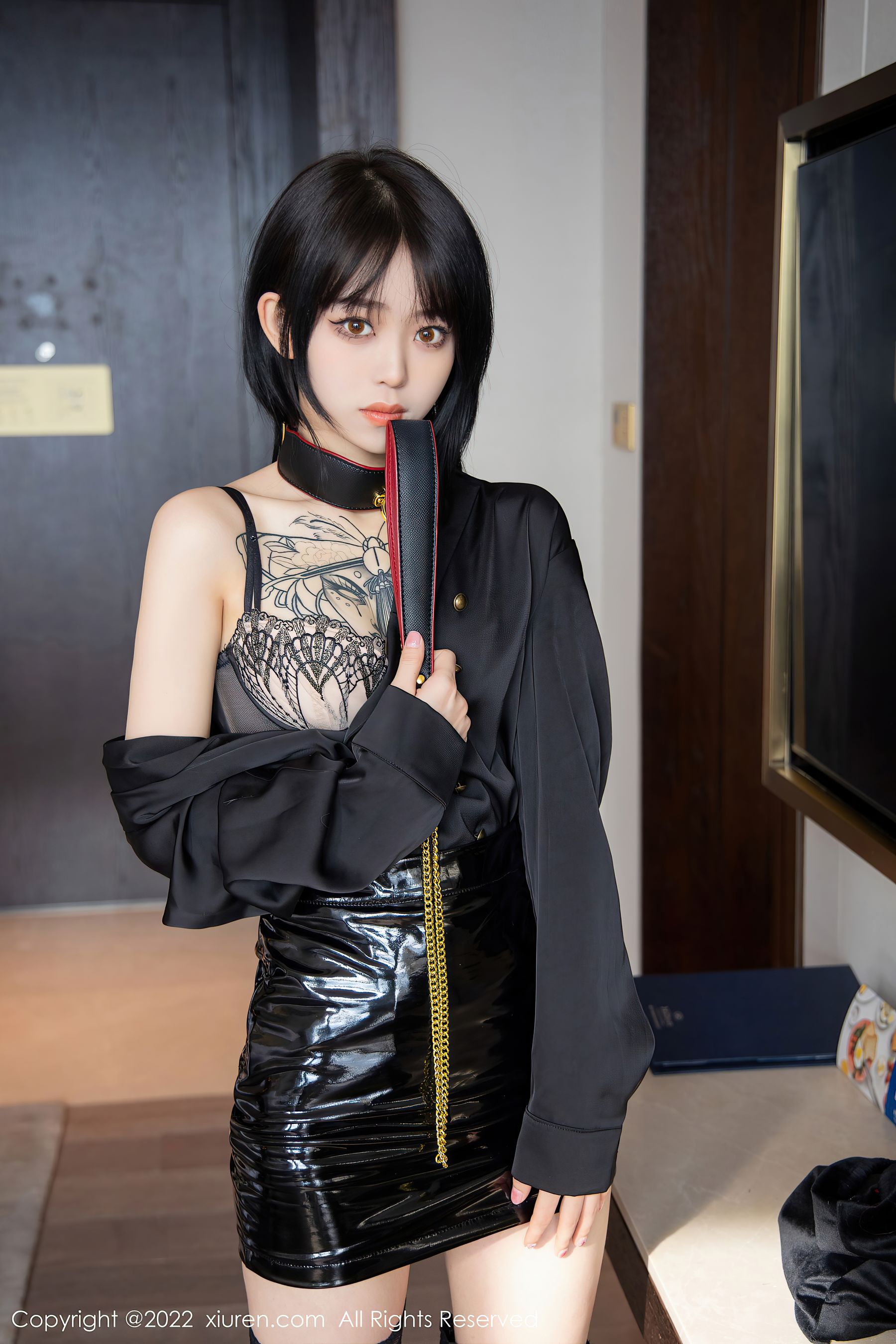 [秀人XiuRen] No.4927 奶瓶