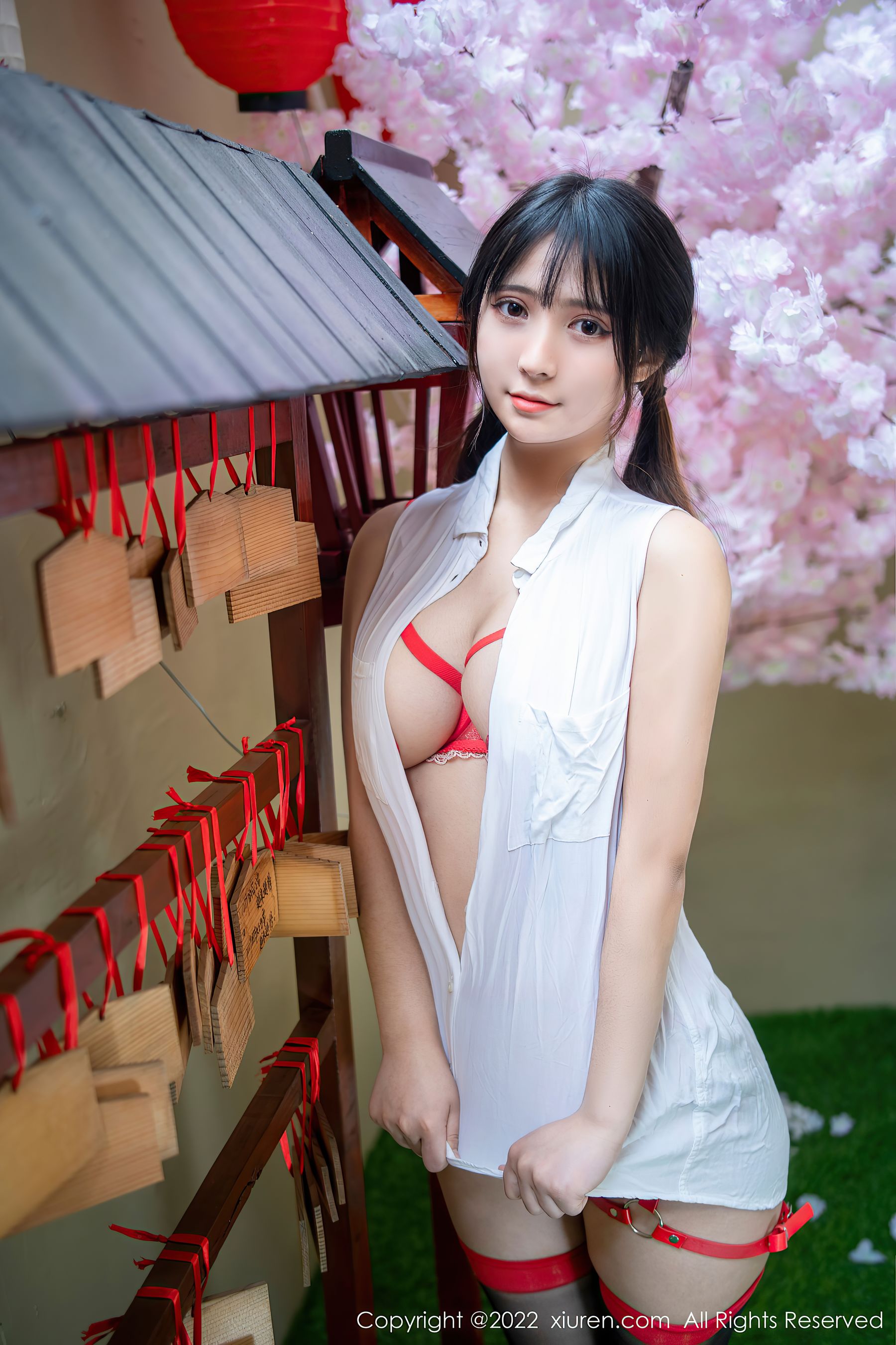 [秀人XiuRen] No.4930 久久Aimee