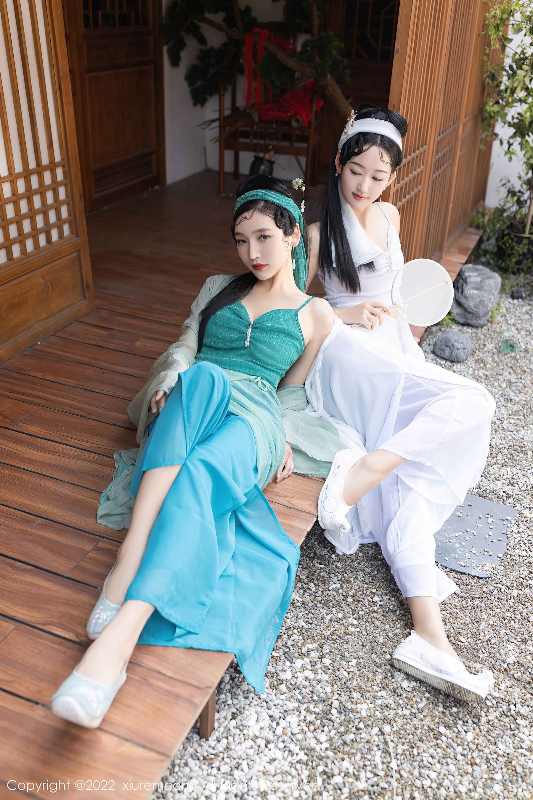 [秀人XiuRen] No.4952 唐安琪&陆萱萱