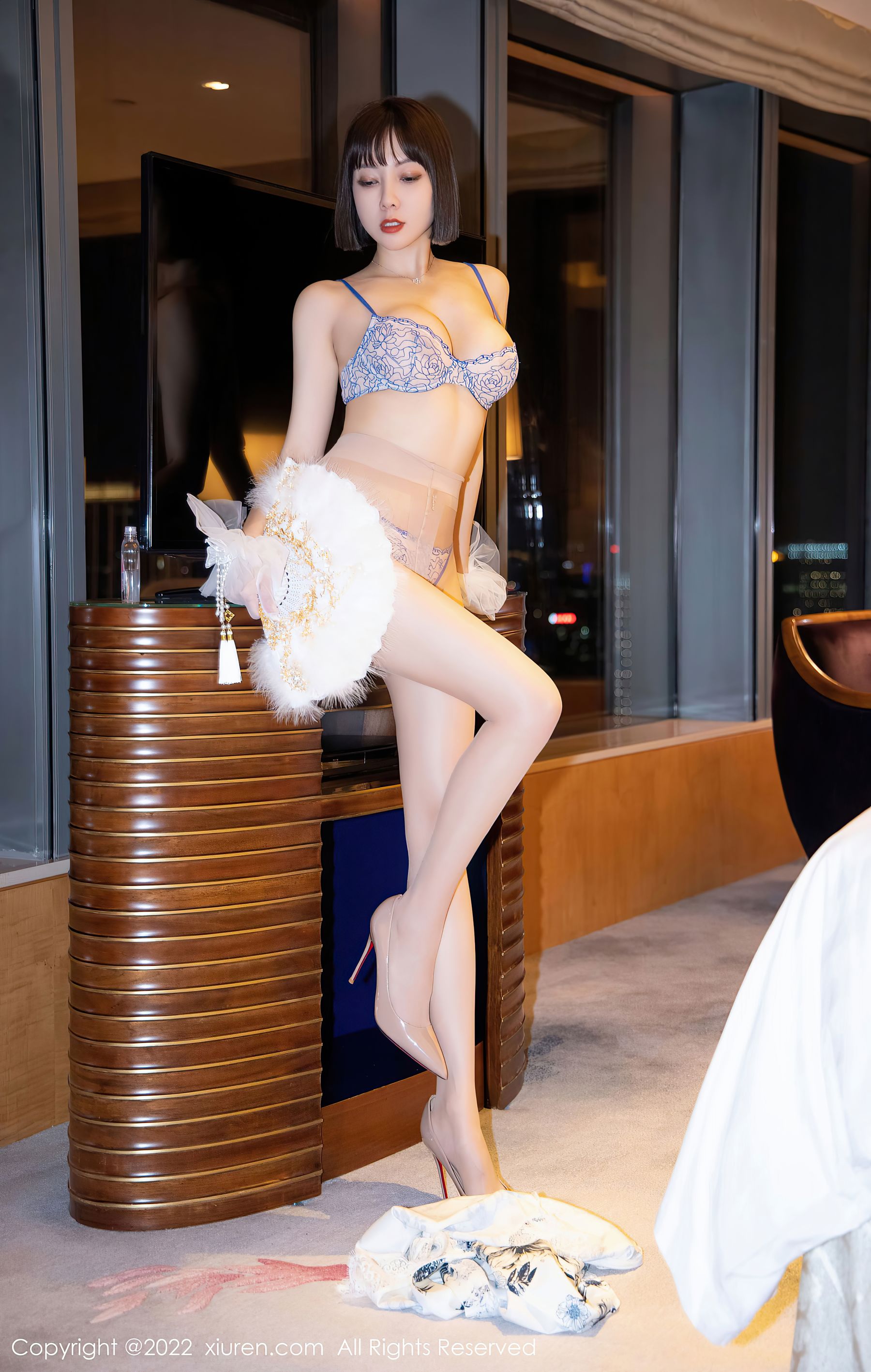 [秀人XiuRen] No.4955 果儿Victoria