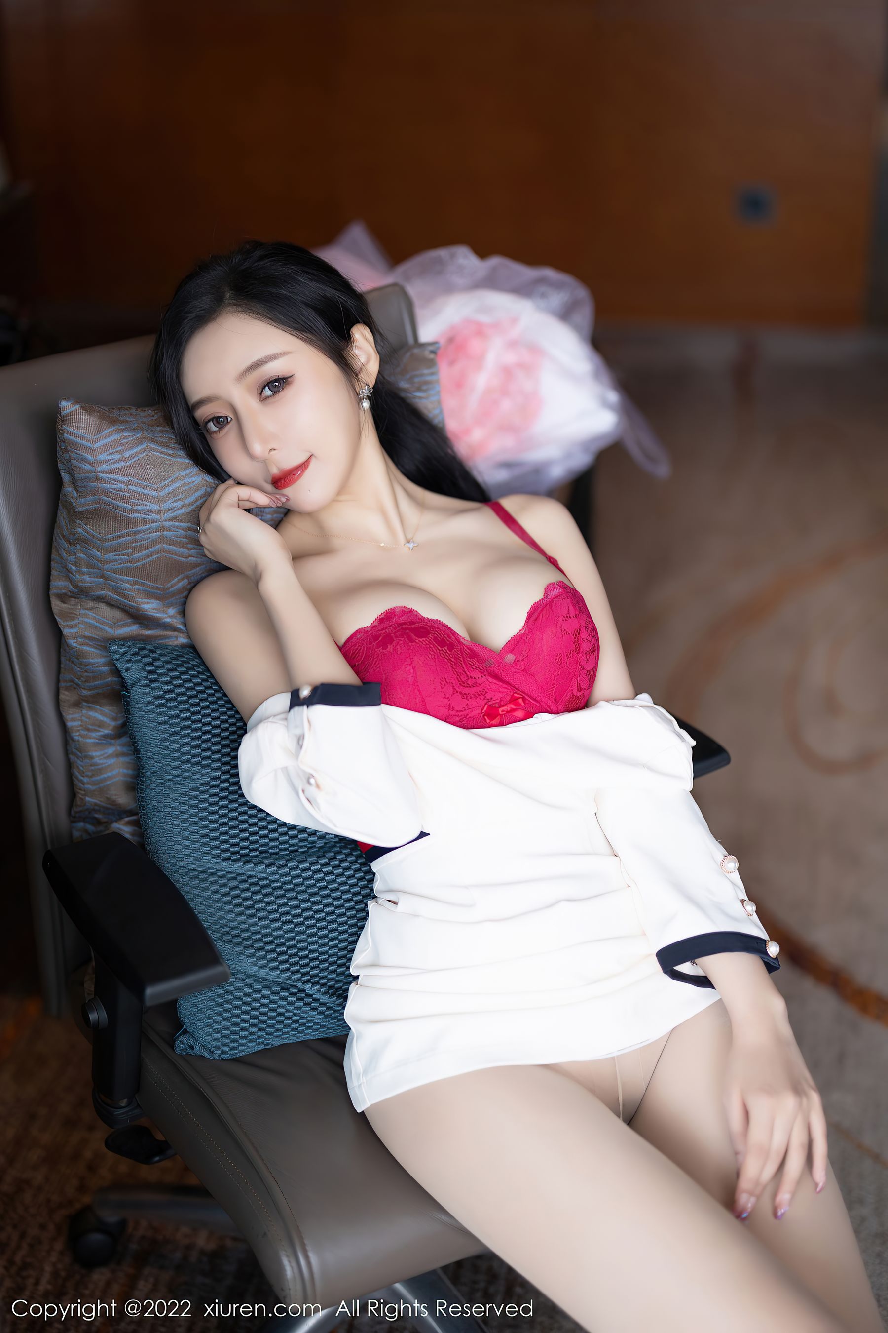 [秀人XiuRen] No.4963 王馨瑶yanni