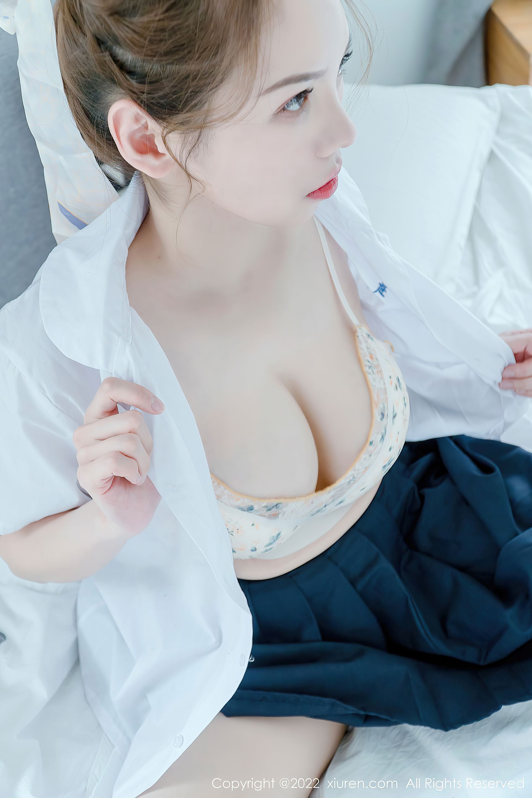 [秀人XiuRen] No.4981 大美媚京