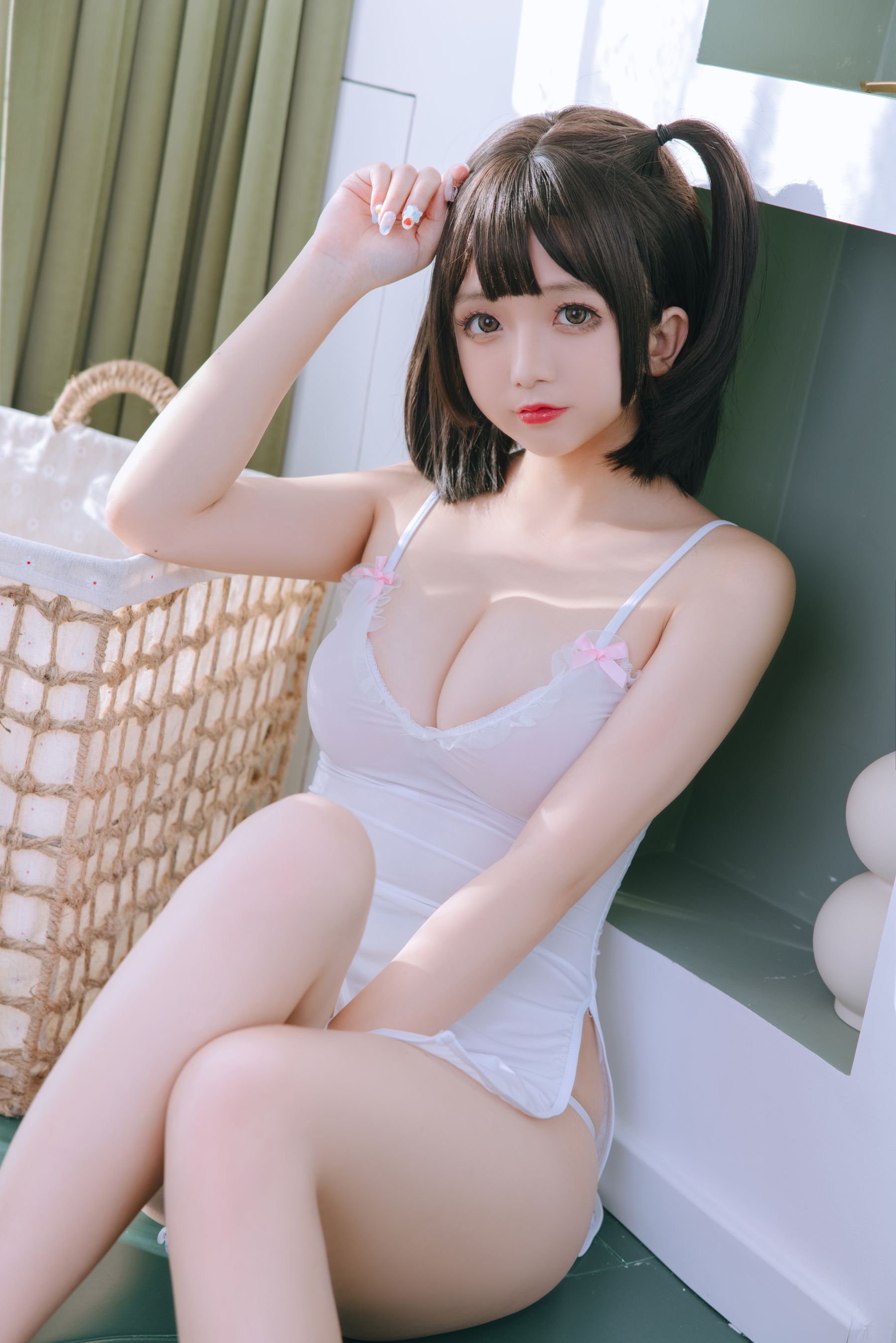 [福利COS] Cosplay日奈娇 - 湿身小白裙