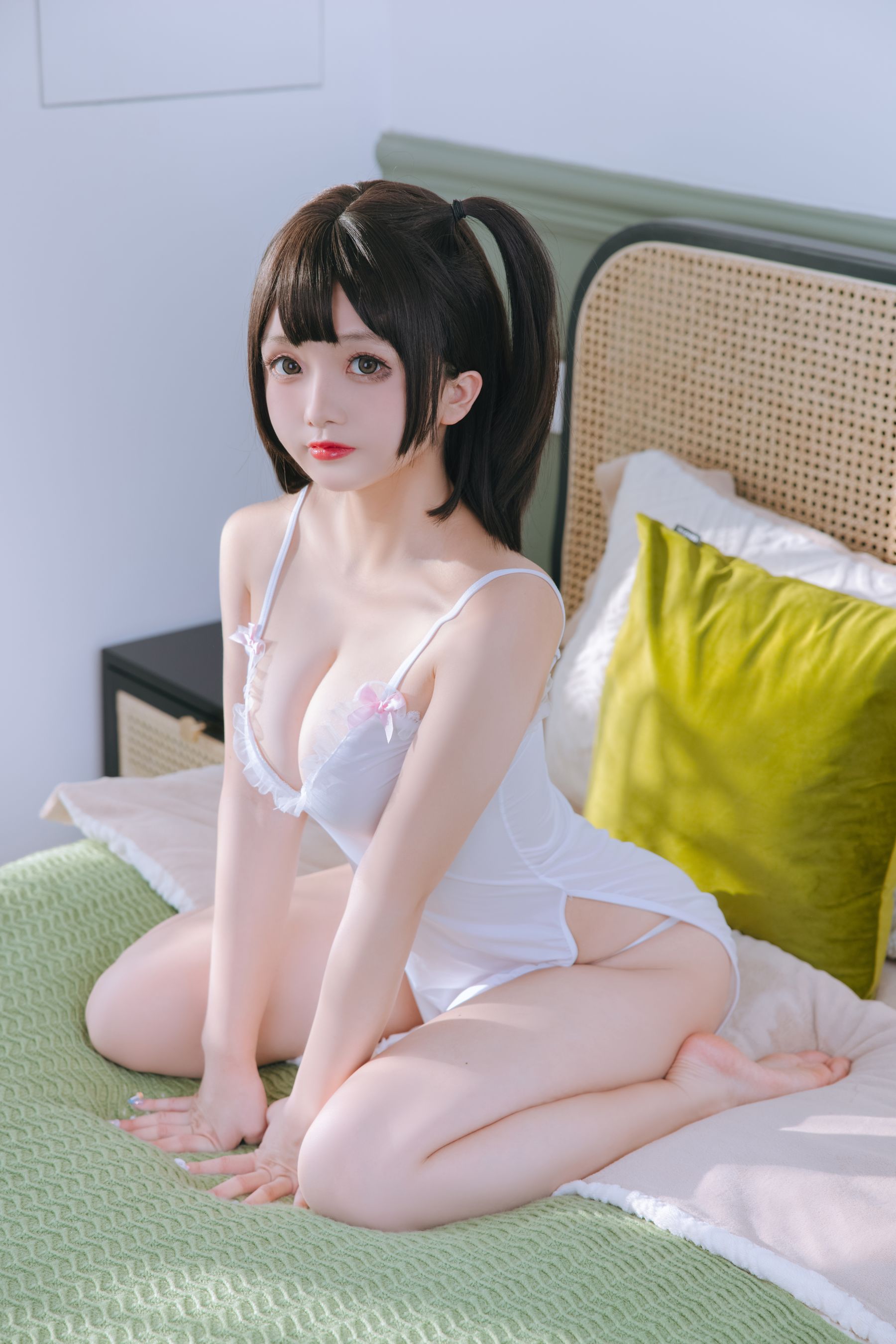 [福利COS] Cosplay日奈娇 - 湿身小白裙