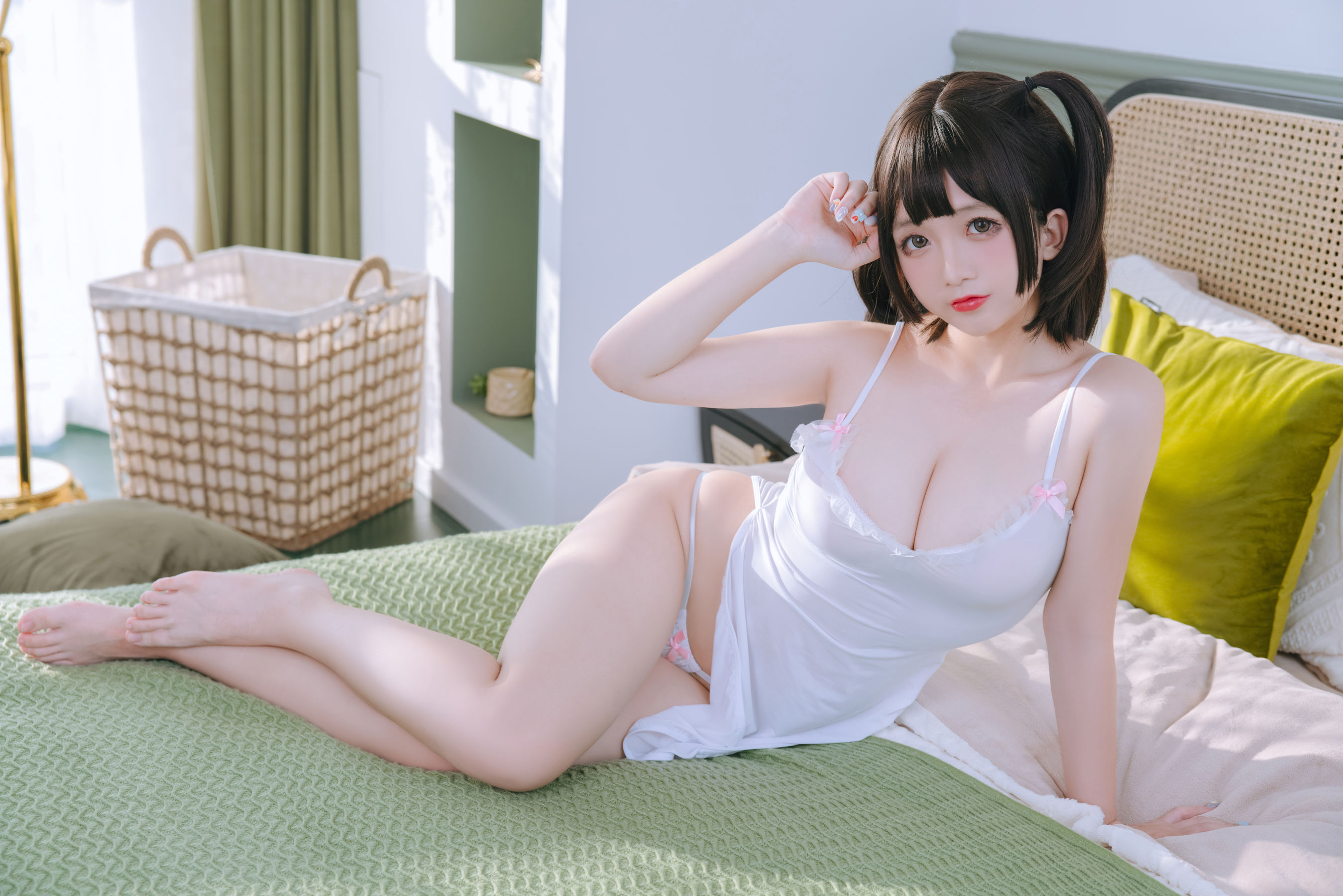 [福利COS] Cosplay日奈娇 - 湿身小白裙