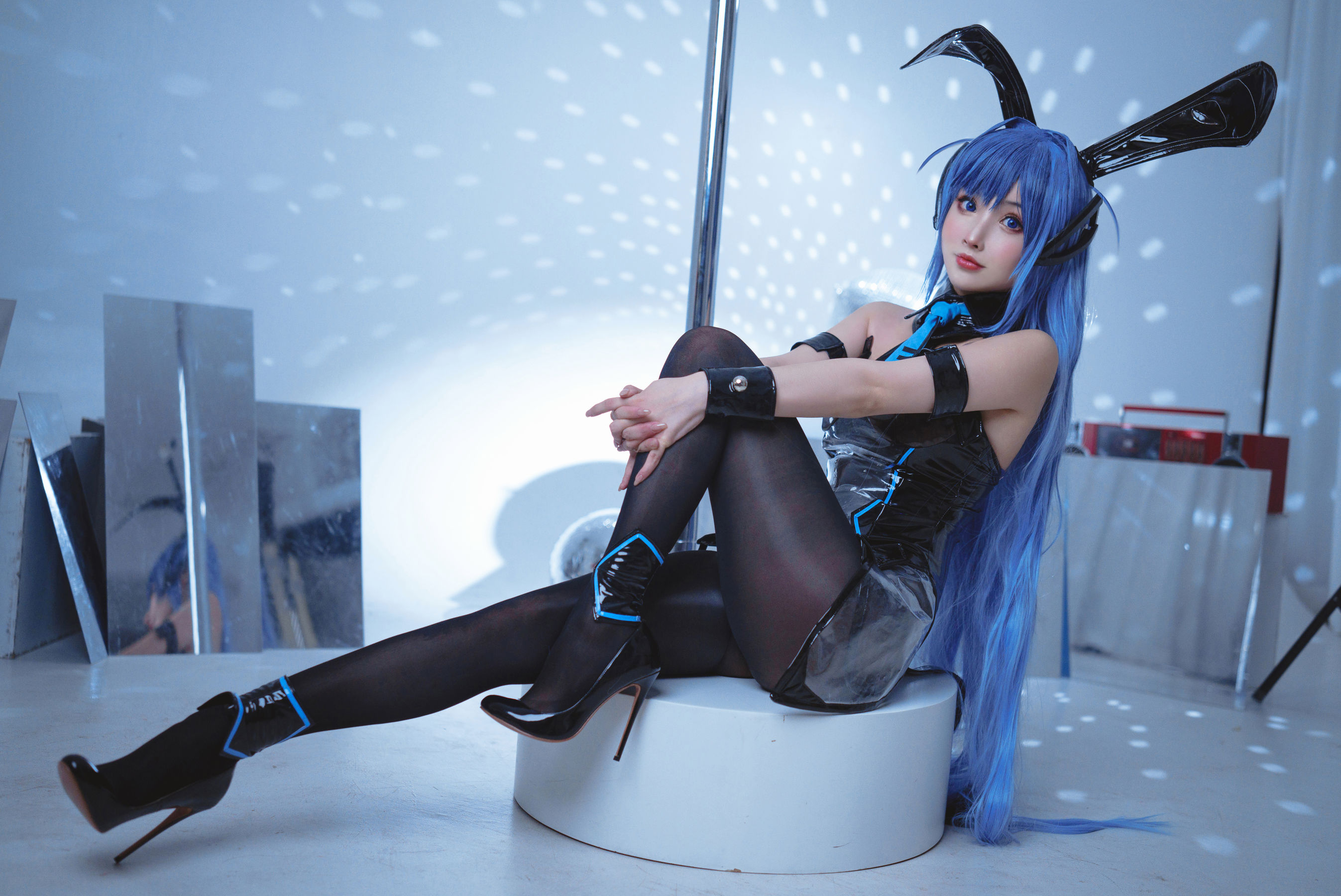 [福利COS] COS福利rioko凉凉子 - 花园兔女郎