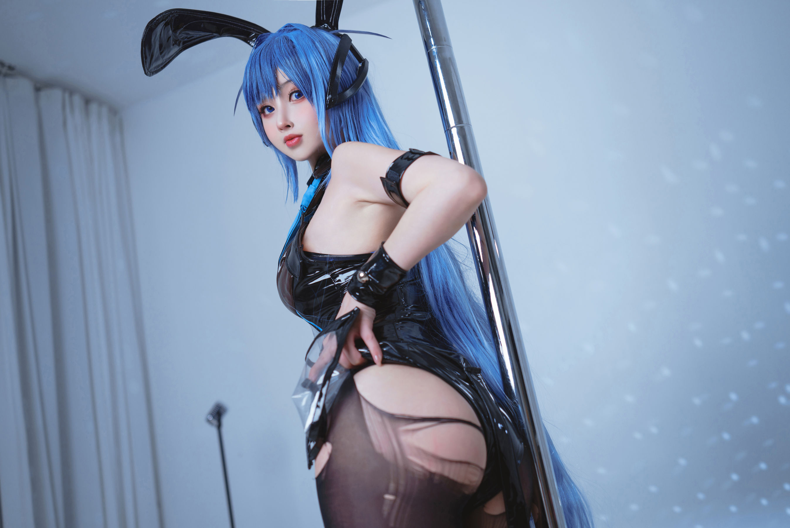 [福利COS] COS福利rioko凉凉子 - 花园兔女郎