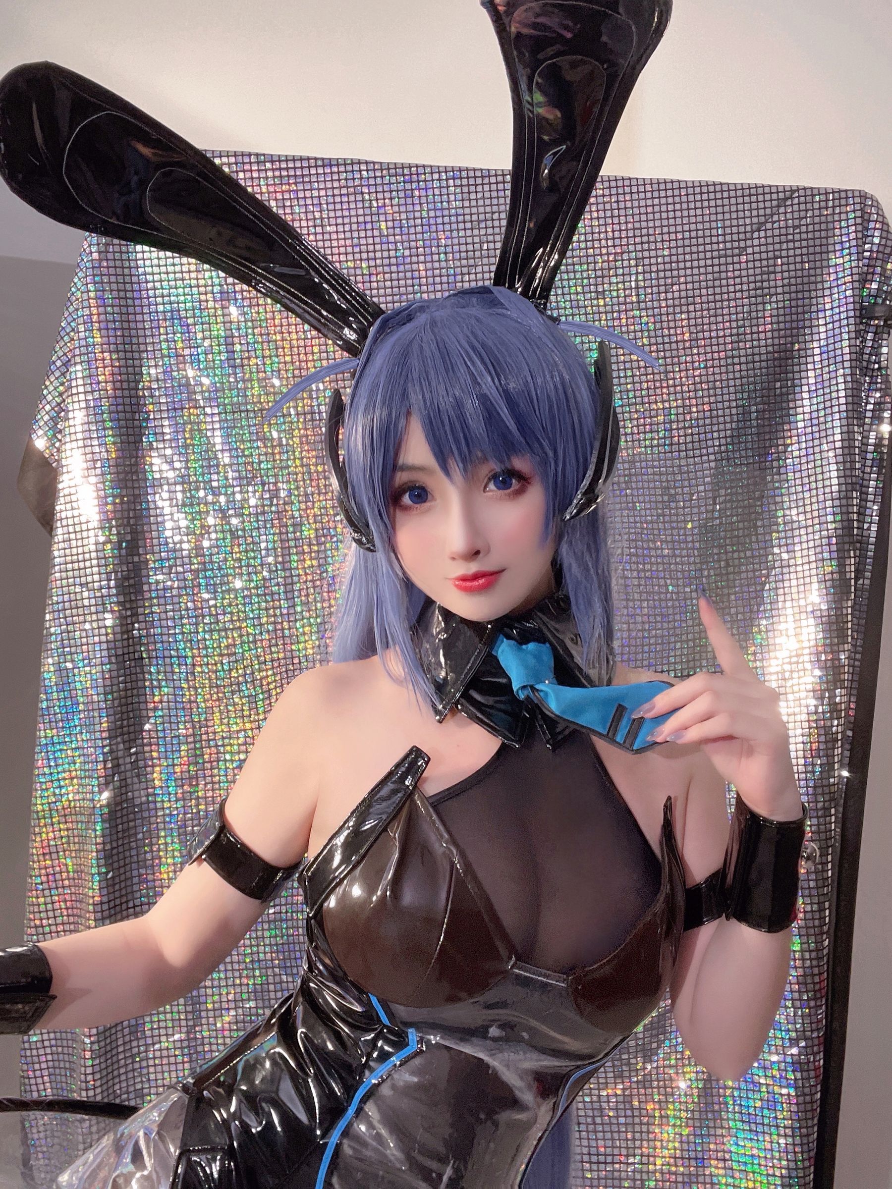 [福利COS] COS福利rioko凉凉子 - 花园兔女郎