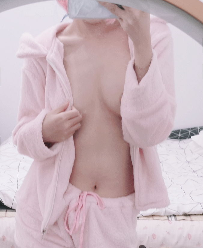 [福利COS] eloise软软 - 拉姆睡衣