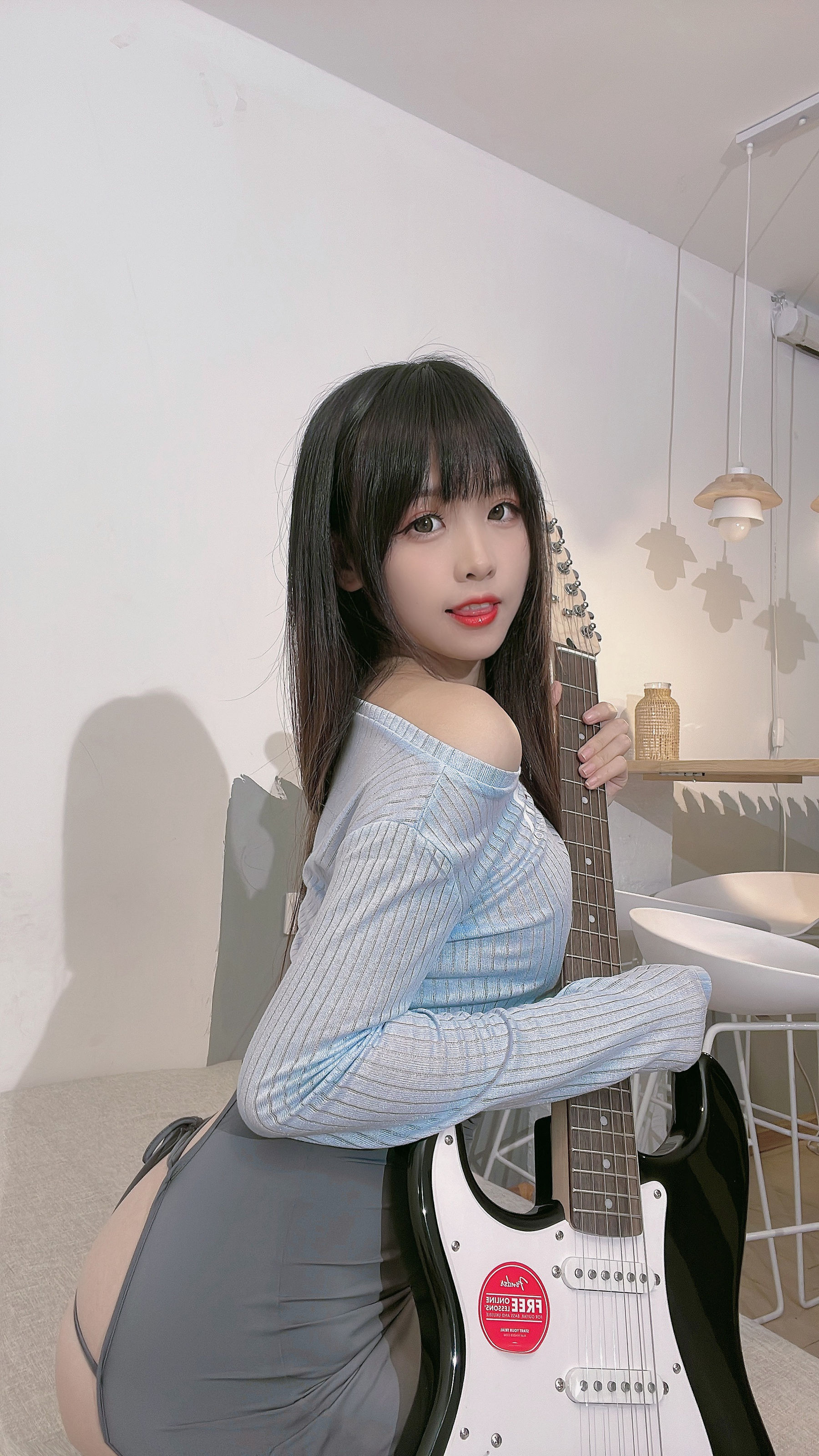 [福利COS] miko酱ww - 吉他妹妹