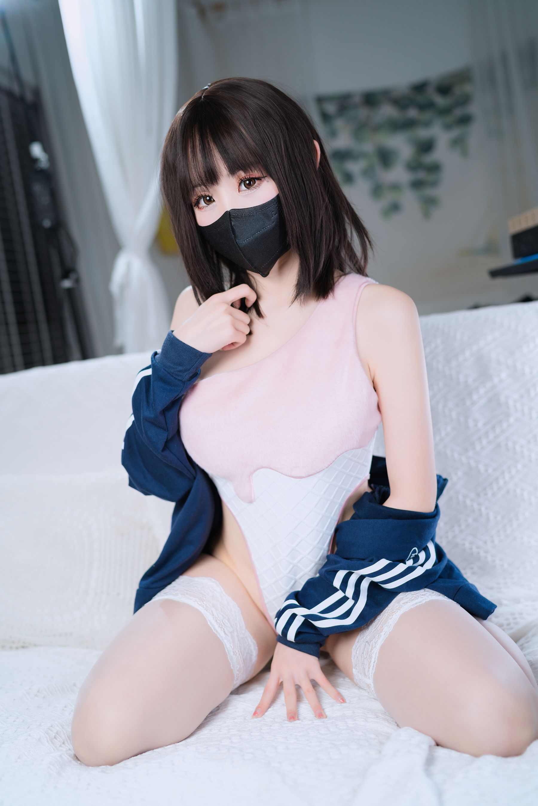 [福利COS] miko酱ww - 草莓圣代
