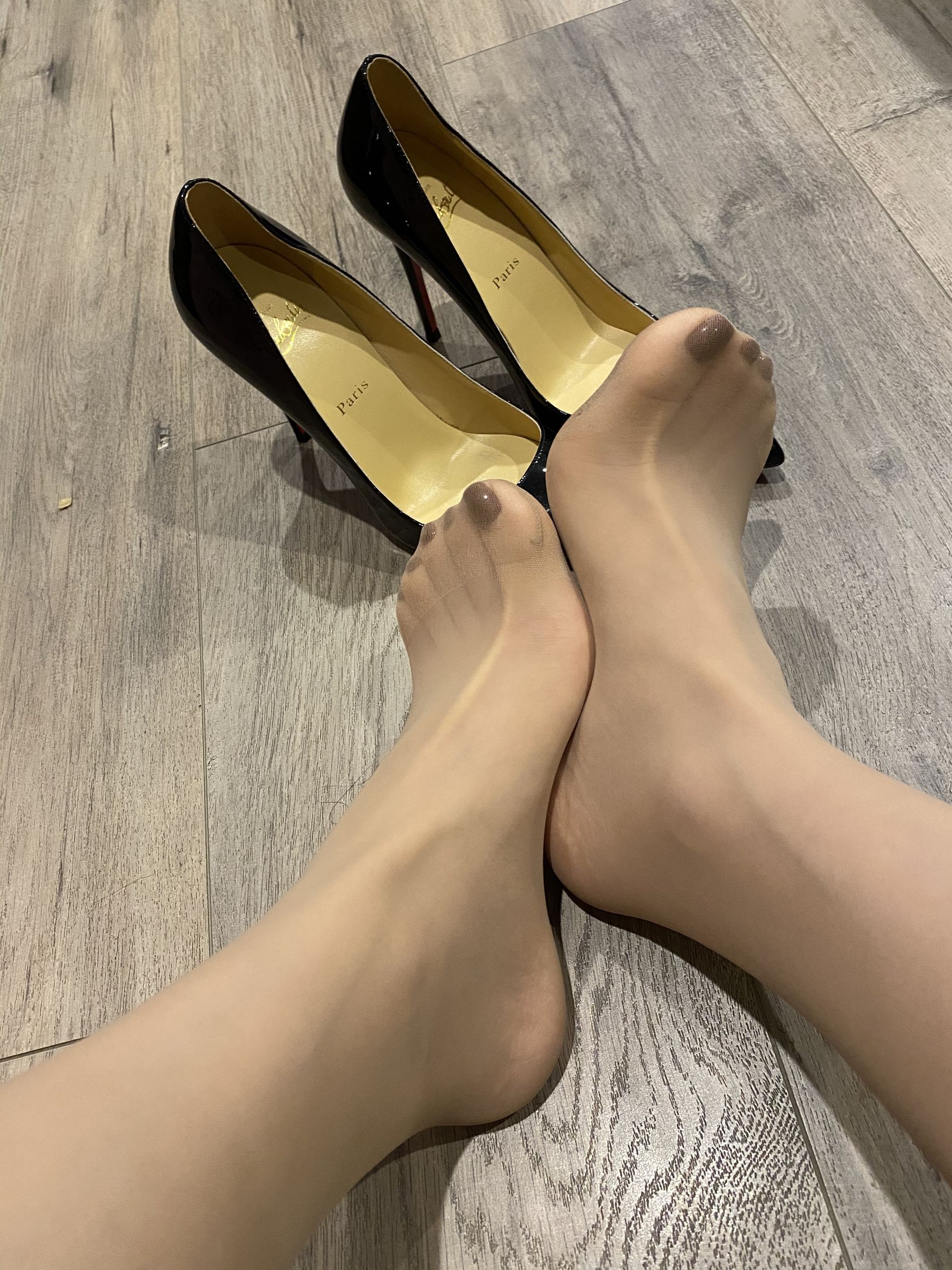 [福利COS] 丝足博主麋鹿_Monroe 2020.09.07 丝足美甲