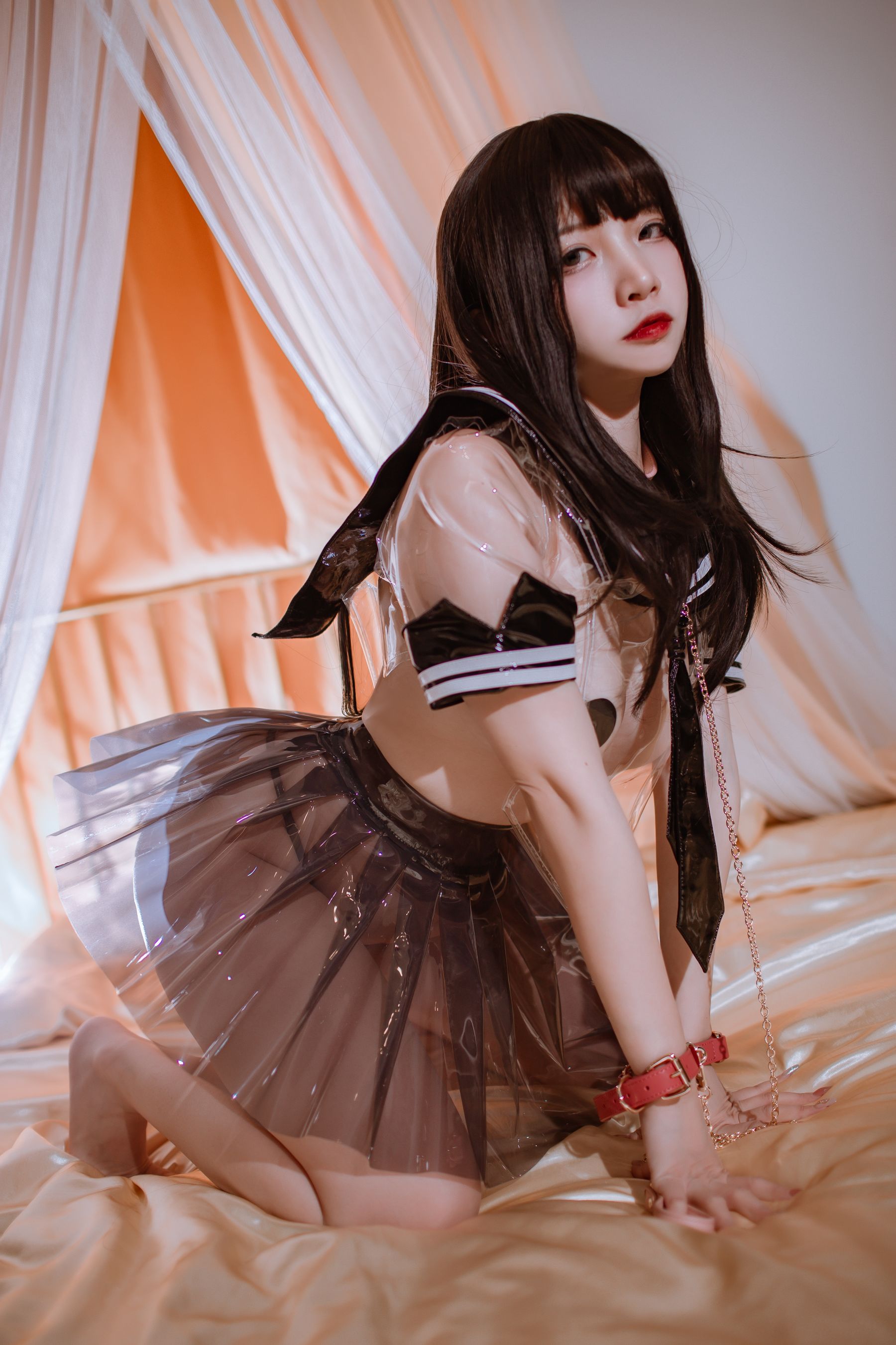 [福利COS] 人气Coser二佐Nisa - 透明JK