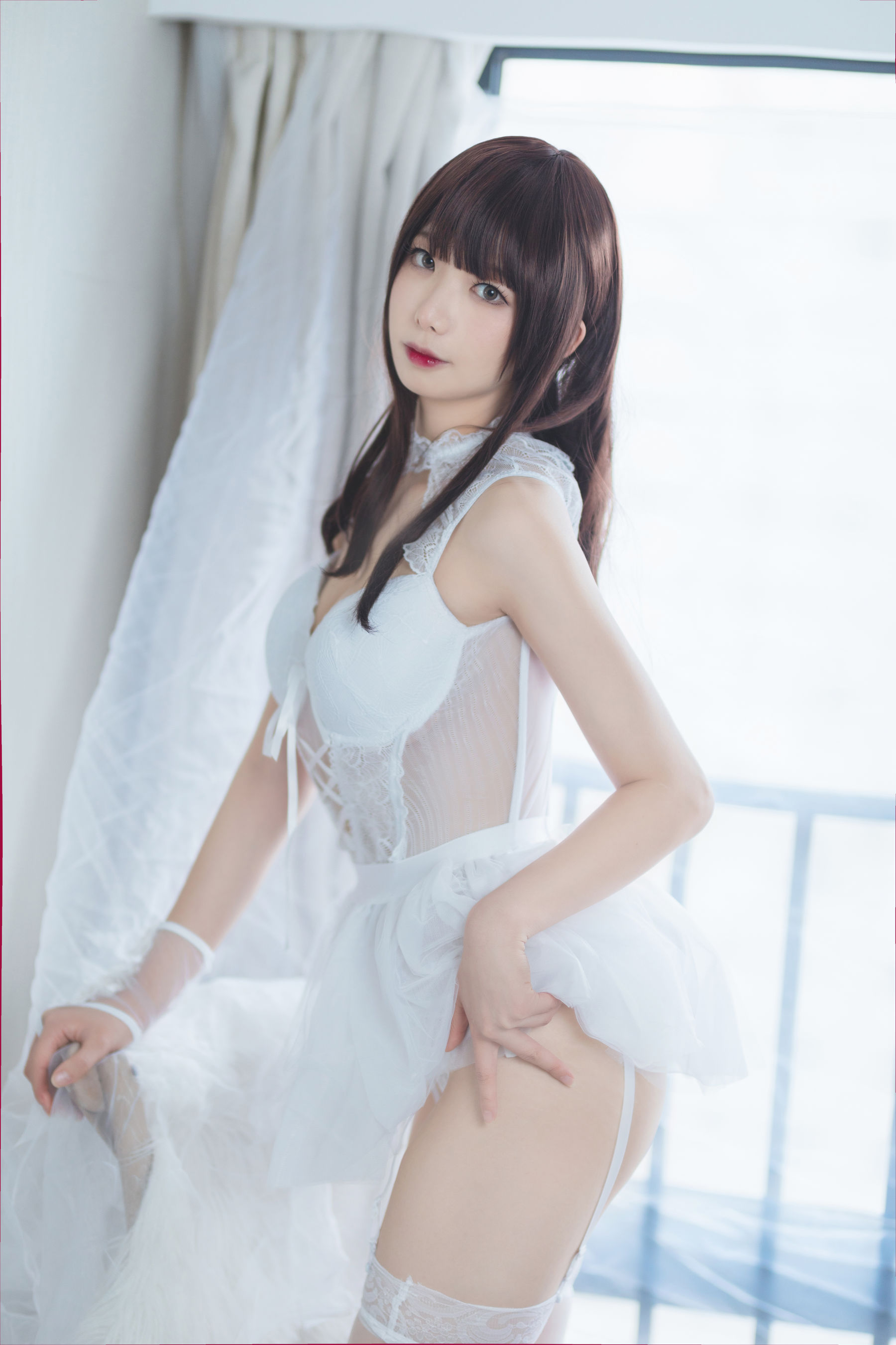 [福利COS] 动漫博主封疆疆v - 白色纱裙