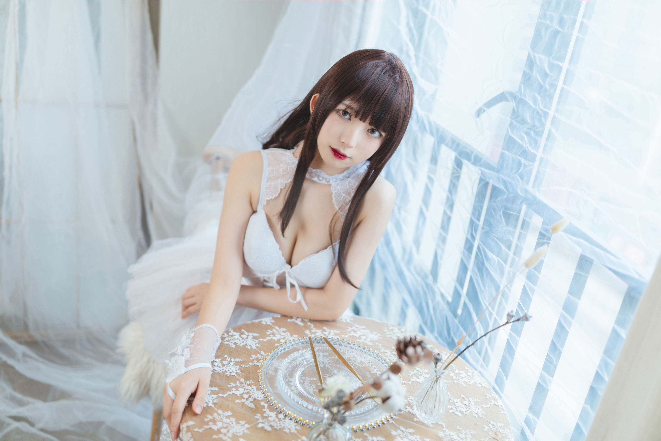[福利COS] 动漫博主封疆疆v - 白色纱裙