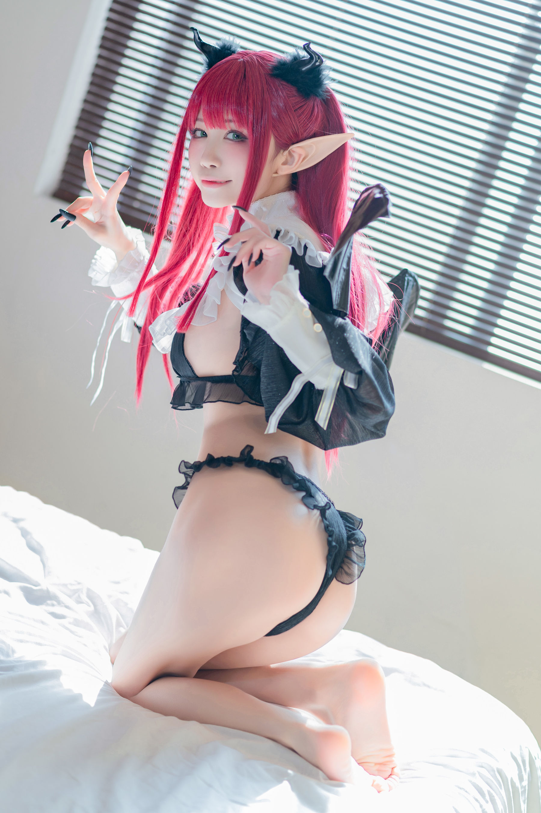 [福利COS] 动漫博主水淼aqua - 更衣人偶坠入爱河 利兹