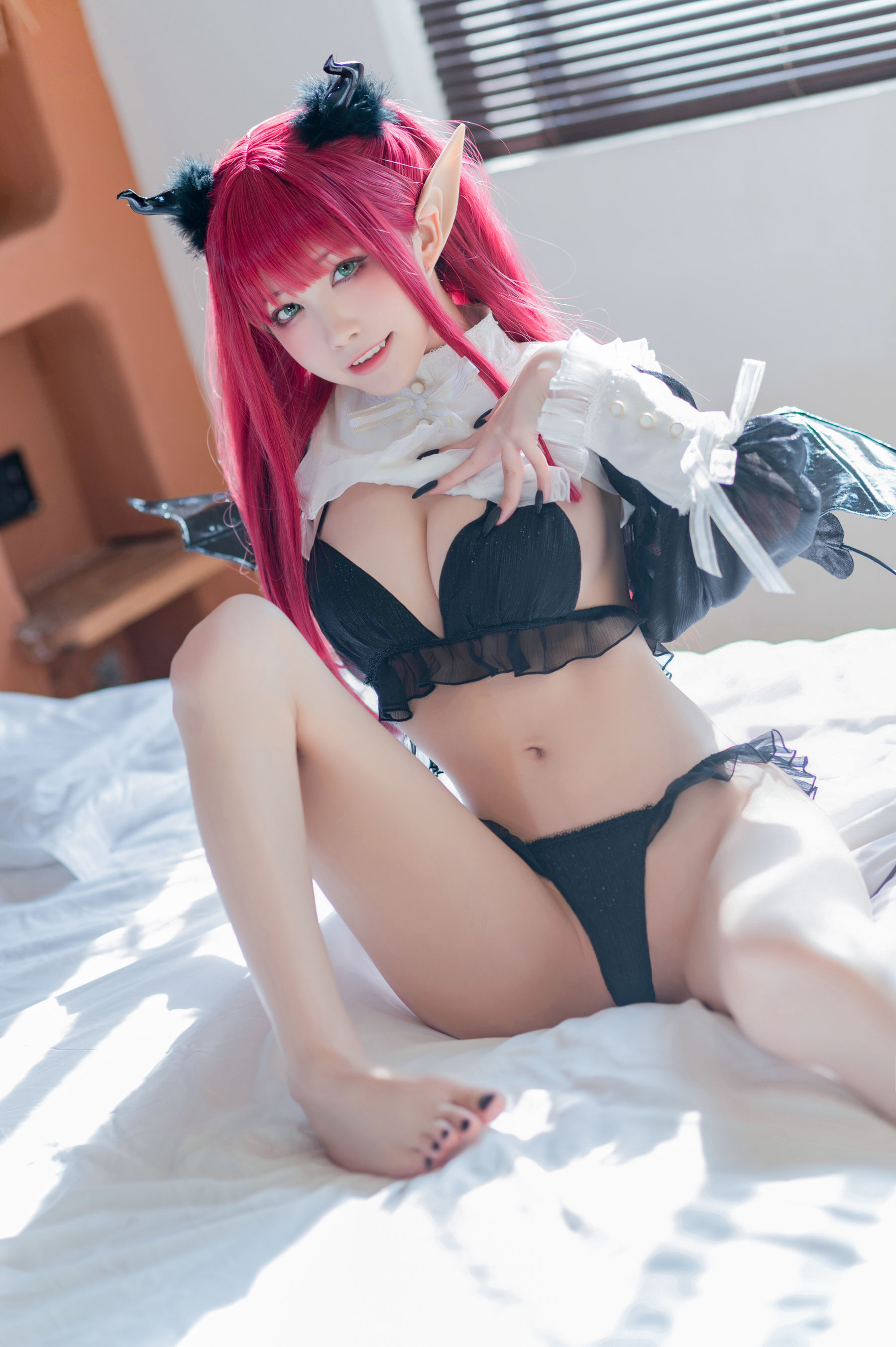 [福利COS] 动漫博主水淼aqua - 更衣人偶坠入爱河 利兹