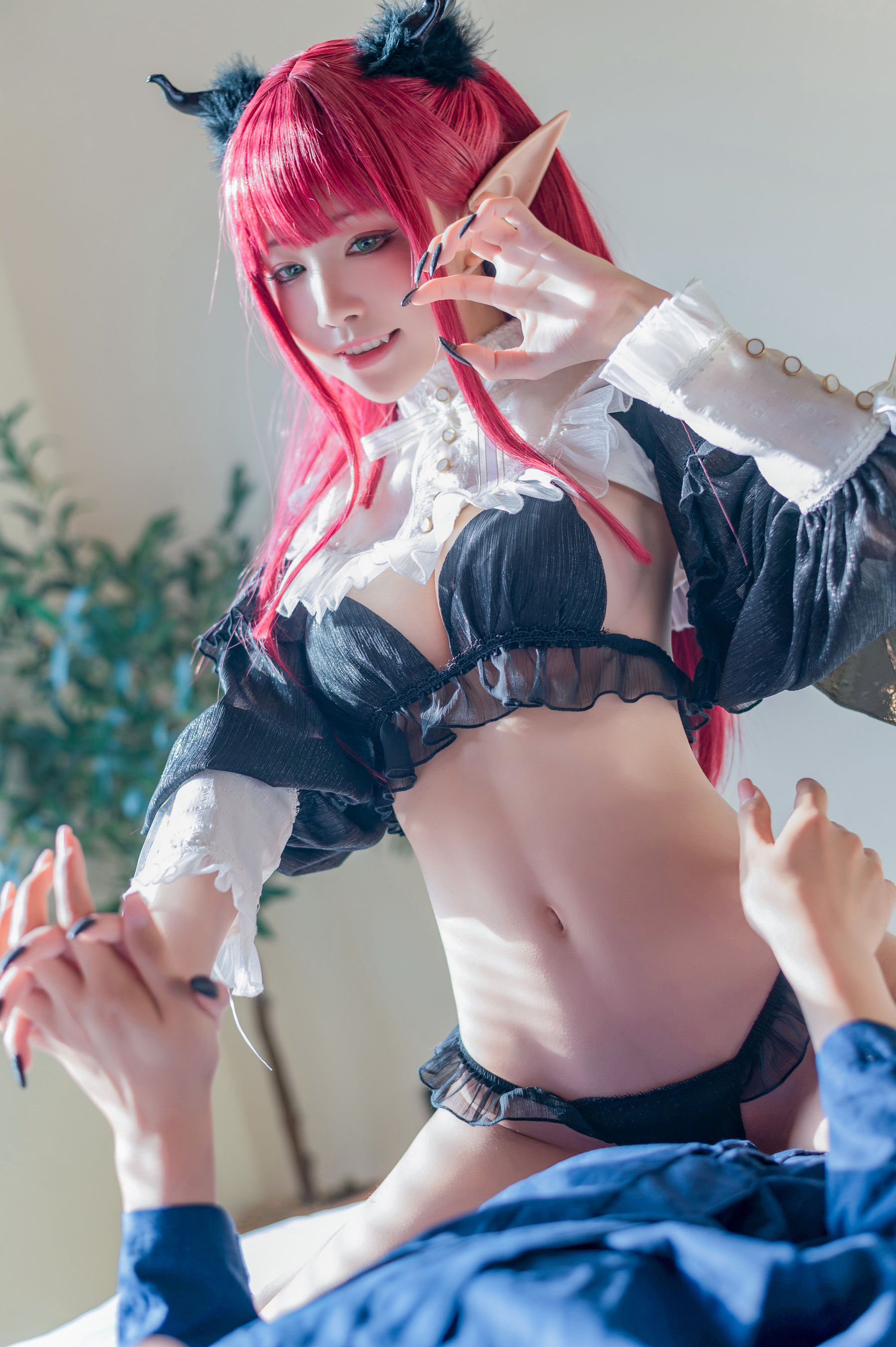 [福利COS] 动漫博主水淼aqua - 更衣人偶坠入爱河 利兹