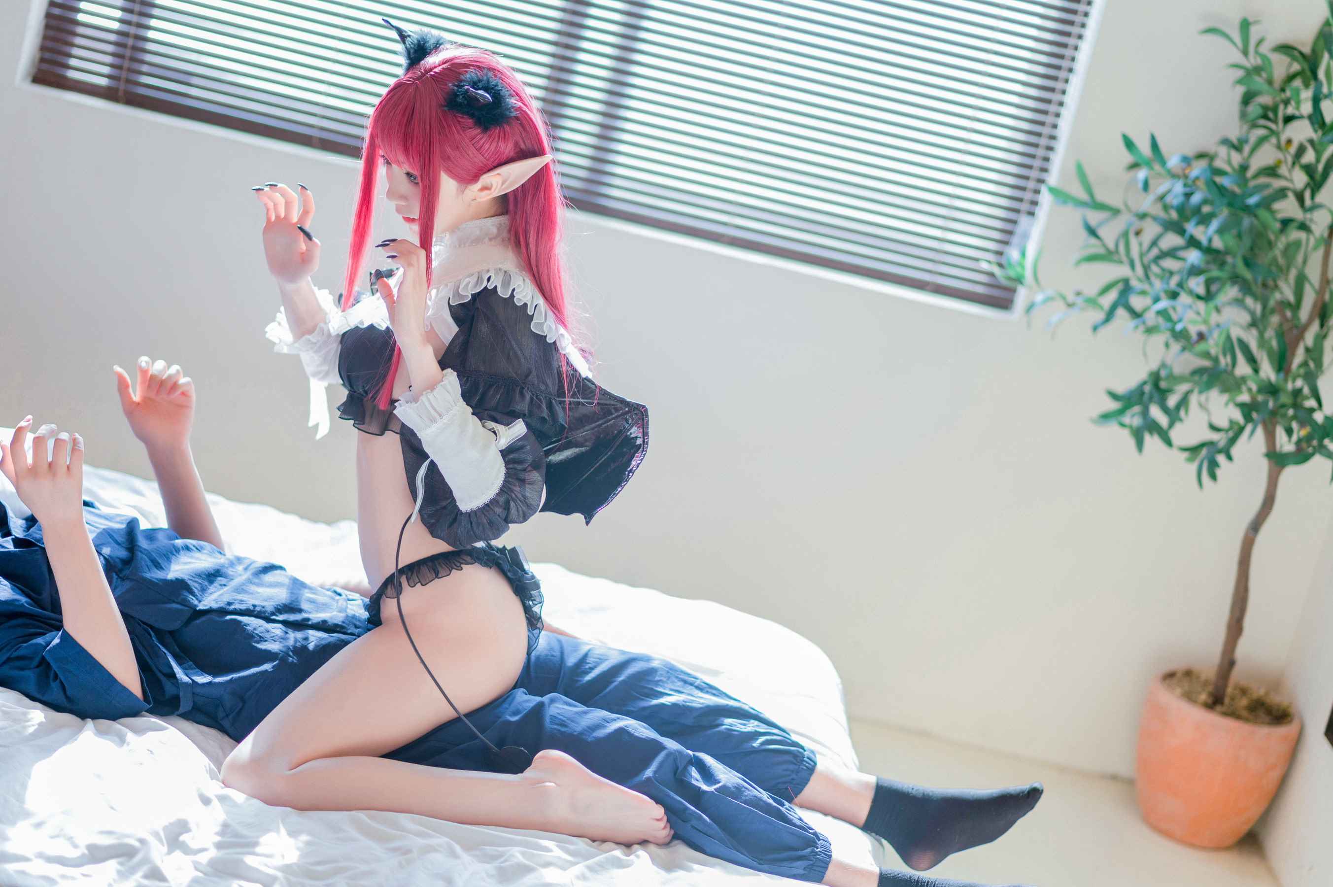 [福利COS] 动漫博主水淼aqua - 更衣人偶坠入爱河 利兹