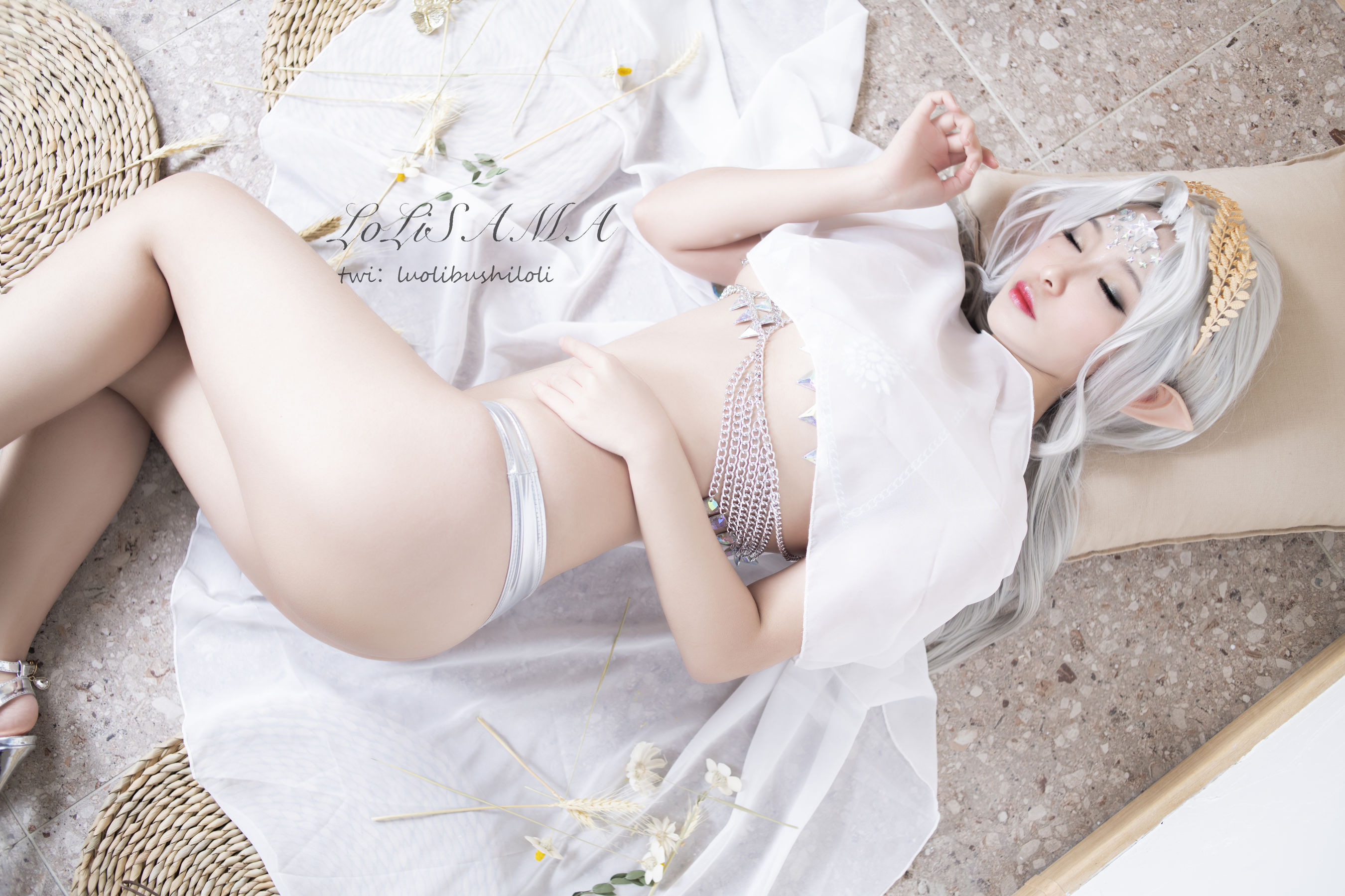 [福利COS] 动漫博主洛璃LoLiSAMA - 精灵