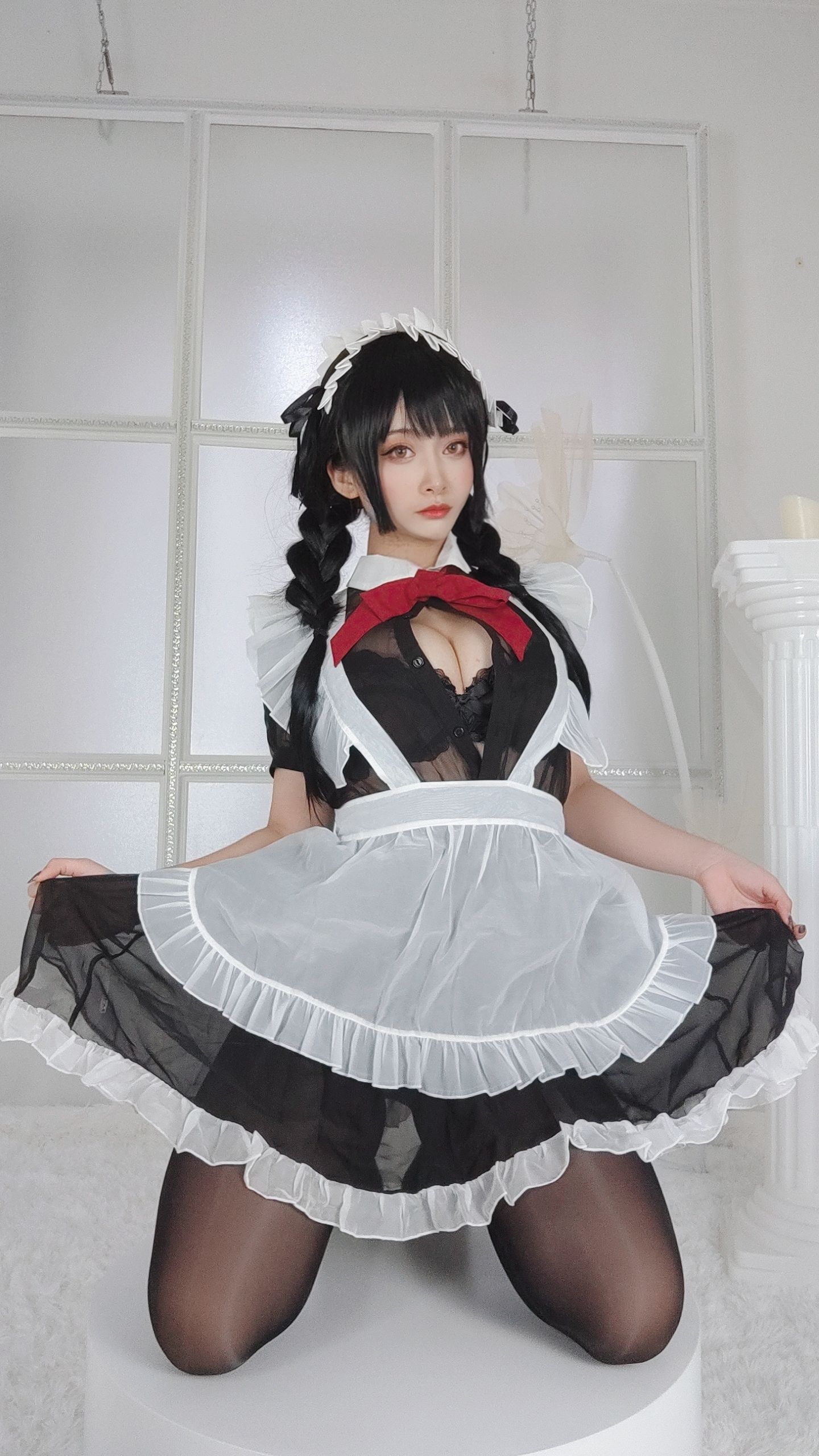 [福利COS] 动漫博主洛璃LoLiSAMA - 黑丝女仆