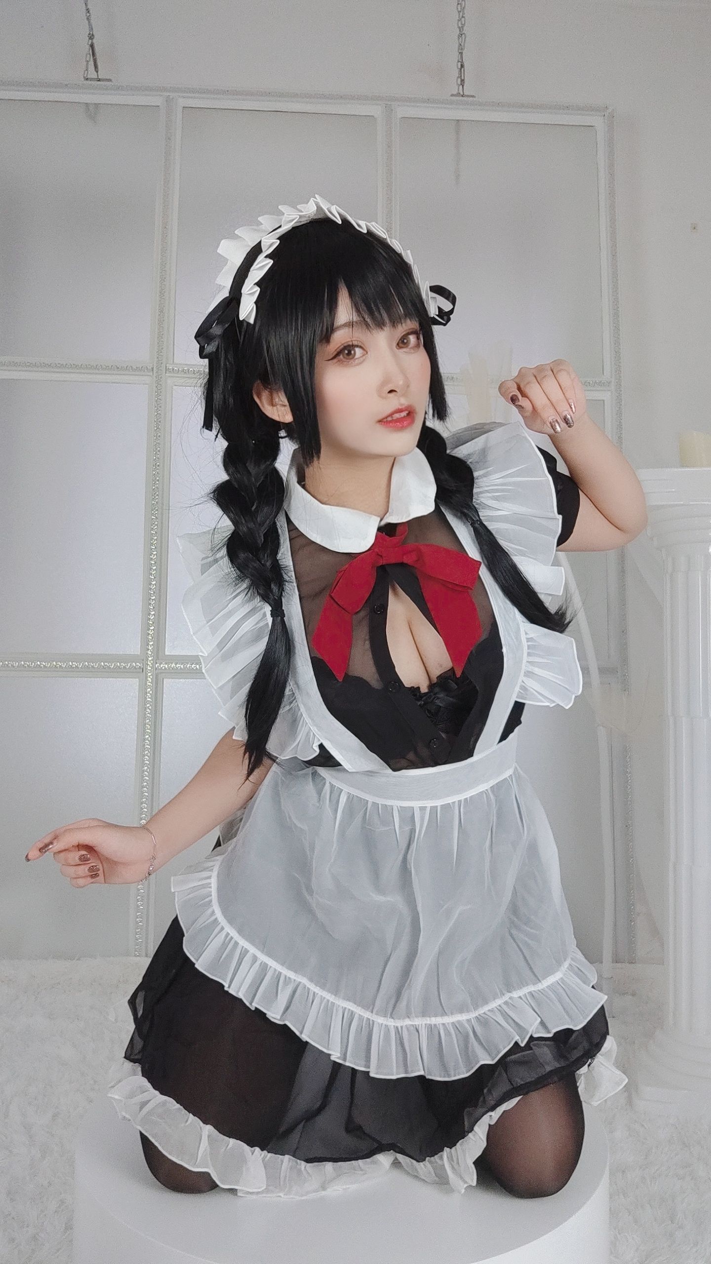 [福利COS] 动漫博主洛璃LoLiSAMA - 黑丝女仆