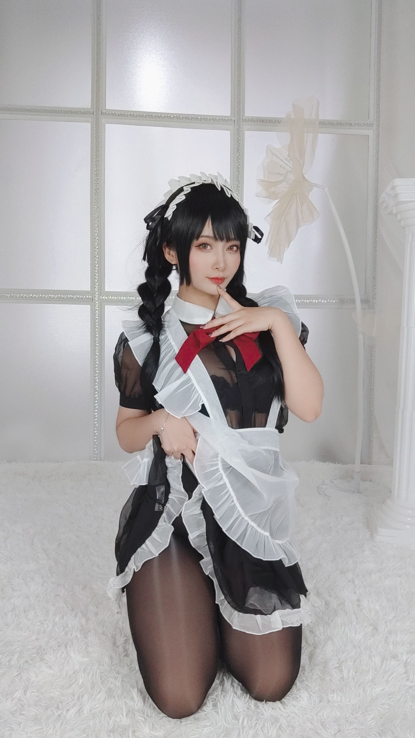 [福利COS] 动漫博主洛璃LoLiSAMA - 黑丝女仆