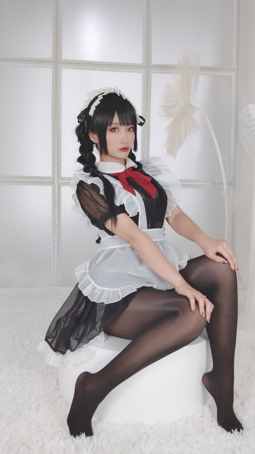 [福利COS] 动漫博主洛璃LoLiSAMA - 黑丝女仆