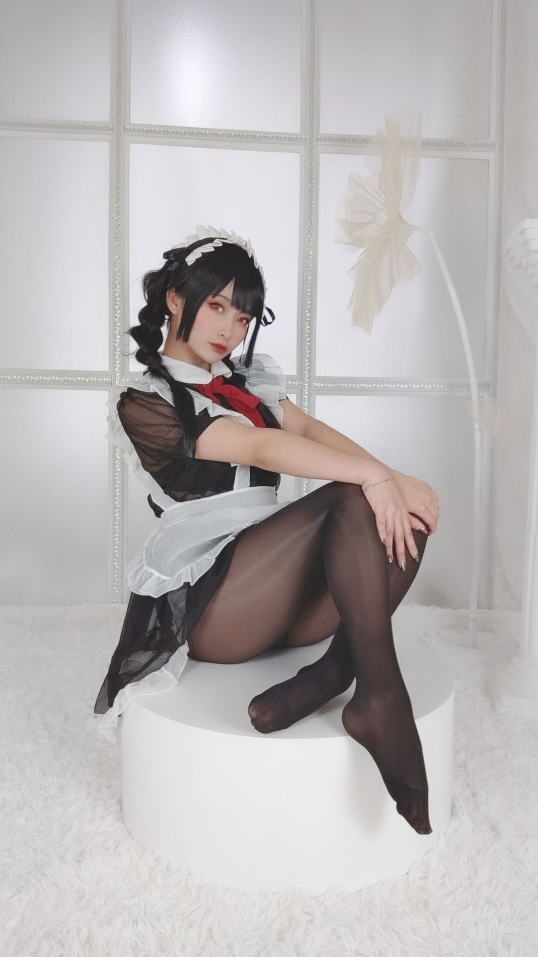 [福利COS] 动漫博主洛璃LoLiSAMA - 黑丝女仆