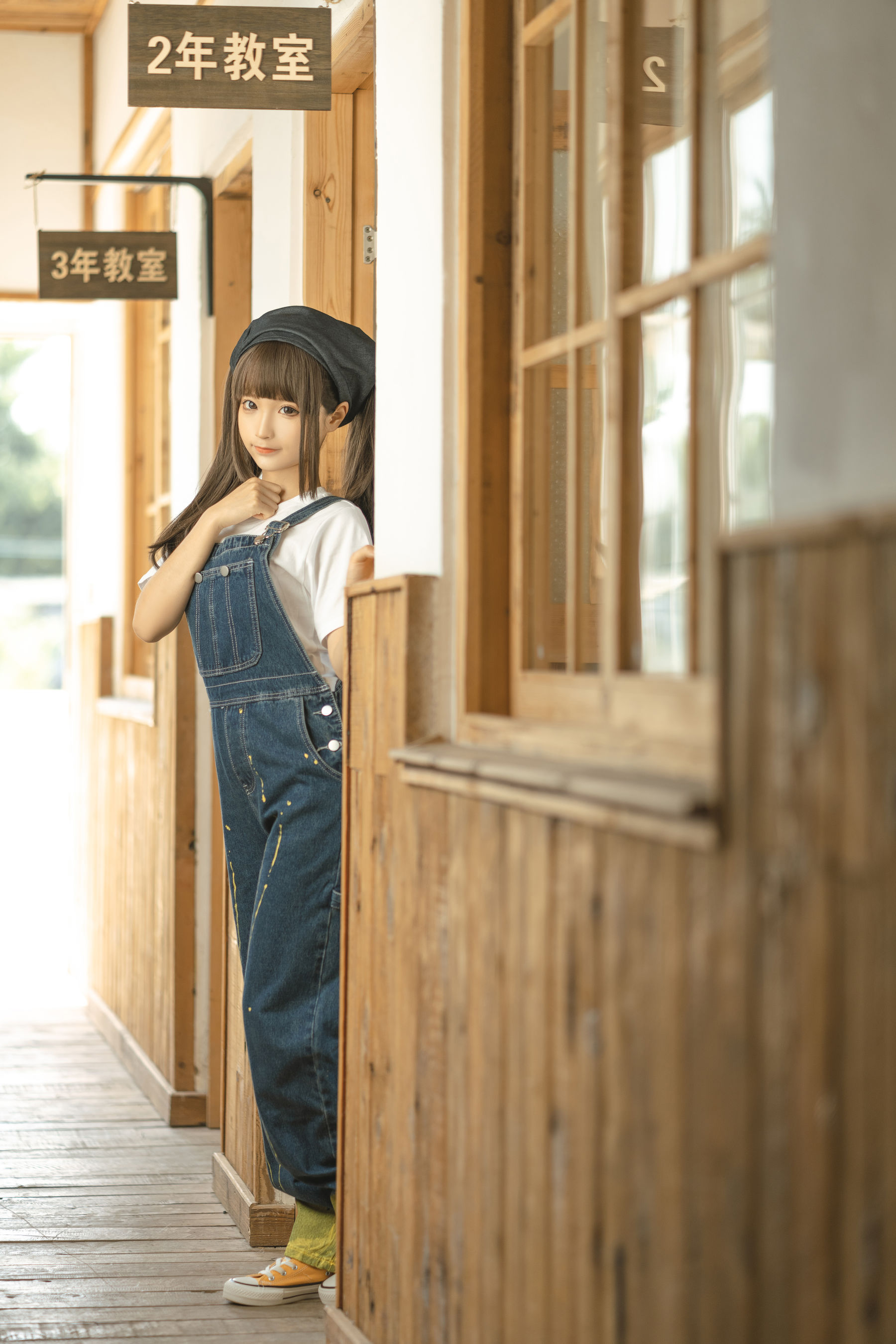 [福利COS] 动漫博主蠢沫沫 - 小画家
