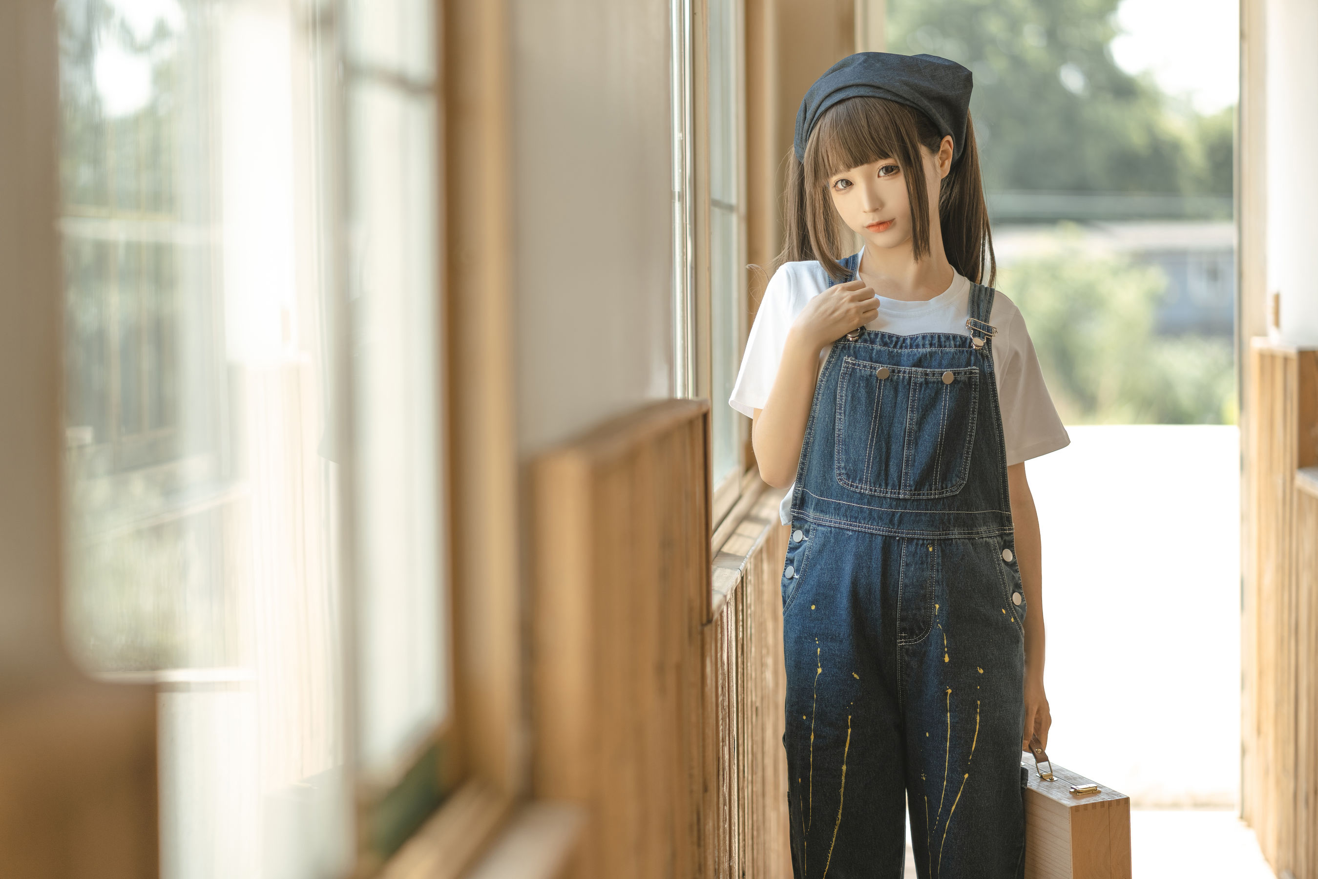 [福利COS] 动漫博主蠢沫沫 - 小画家
