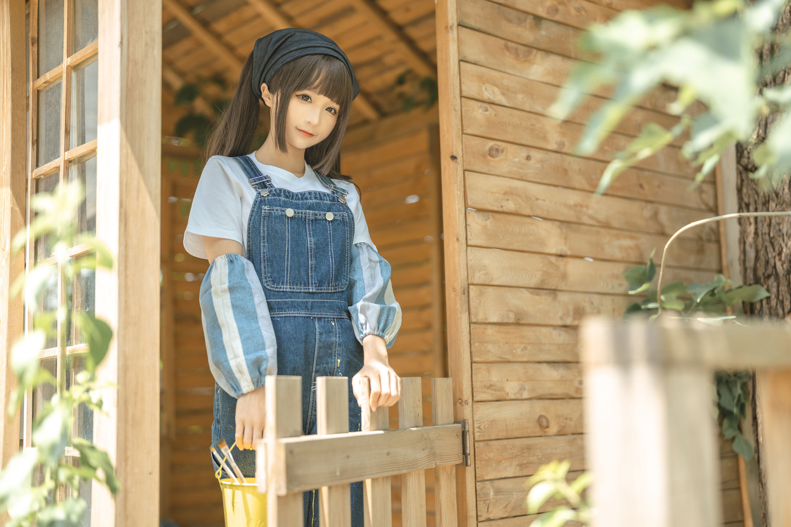[福利COS] 动漫博主蠢沫沫 - 小画家