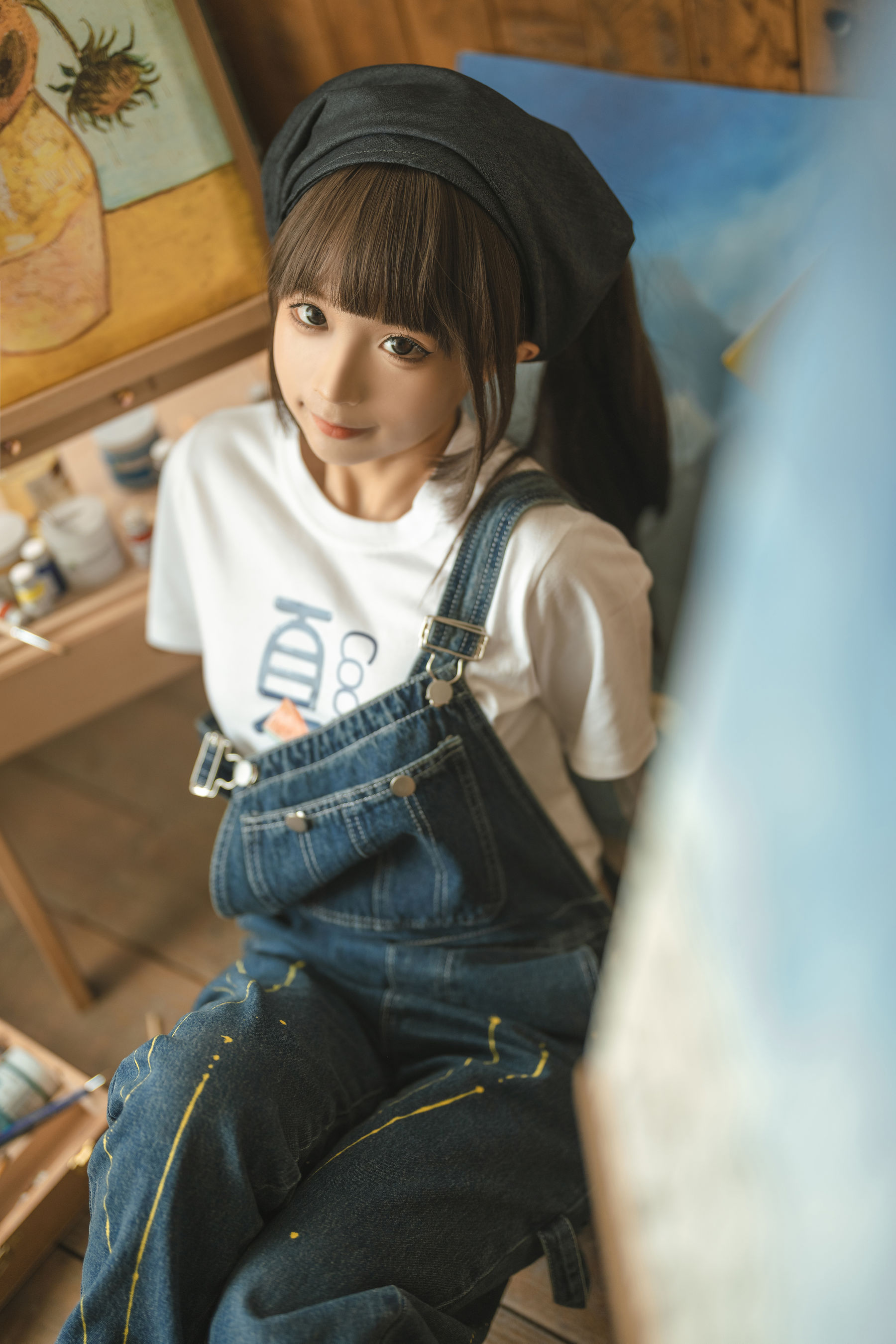 [福利COS] 动漫博主蠢沫沫 - 小画家