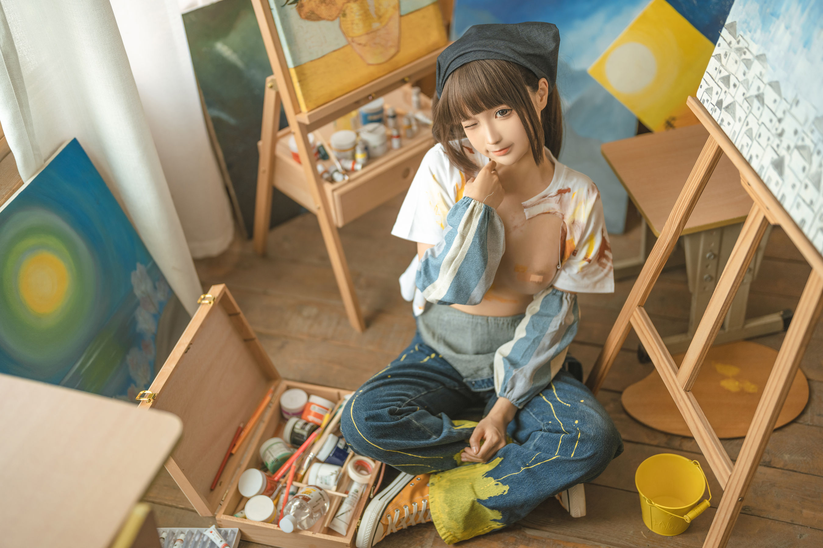[福利COS] 动漫博主蠢沫沫 - 小画家