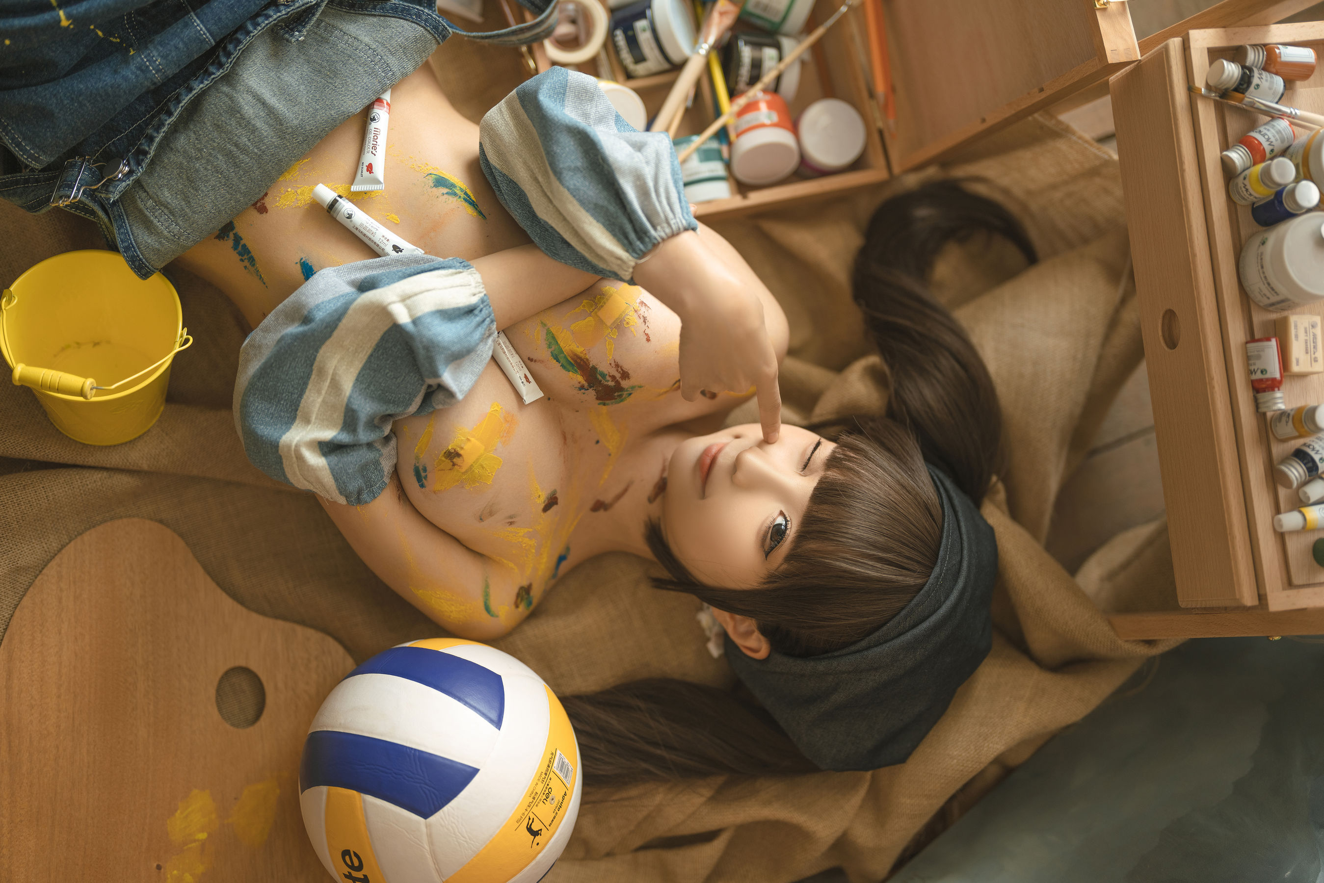 [福利COS] 动漫博主蠢沫沫 - 小画家