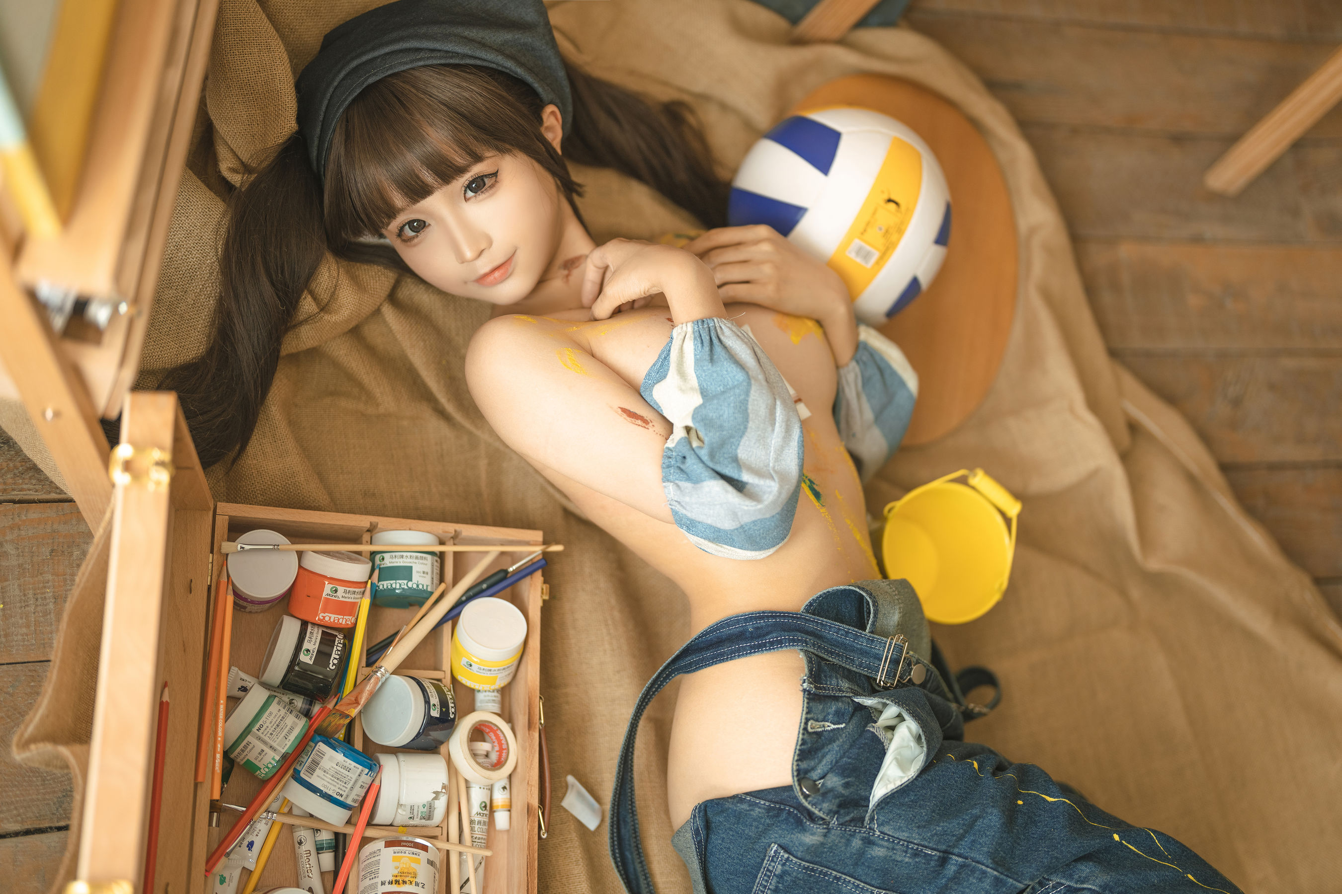 [福利COS] 动漫博主蠢沫沫 - 小画家