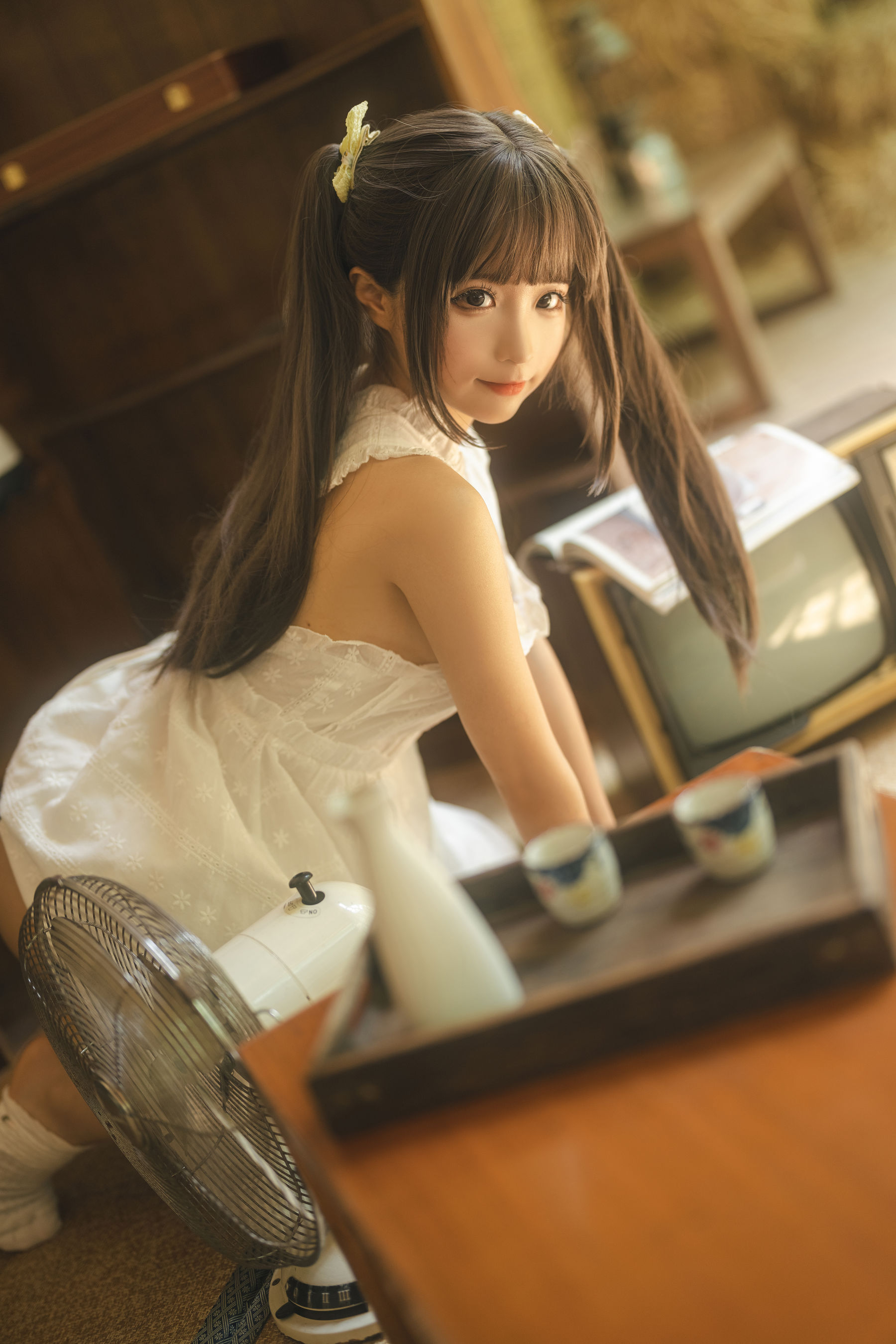 [福利COS] 动漫博主蠢沫沫 - 白吊带