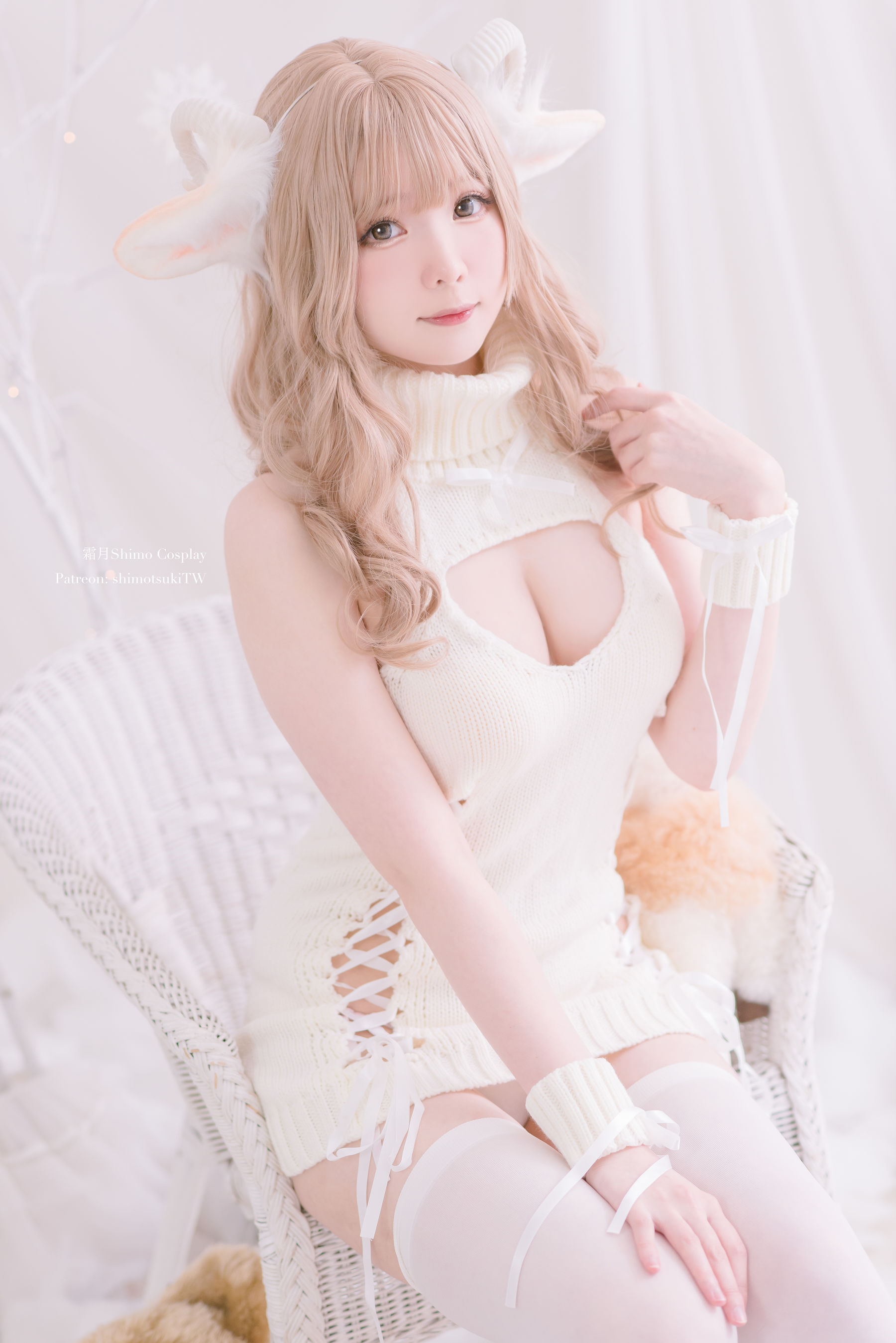 [福利COS] 微博妹纸霜月shimo - 圣诞