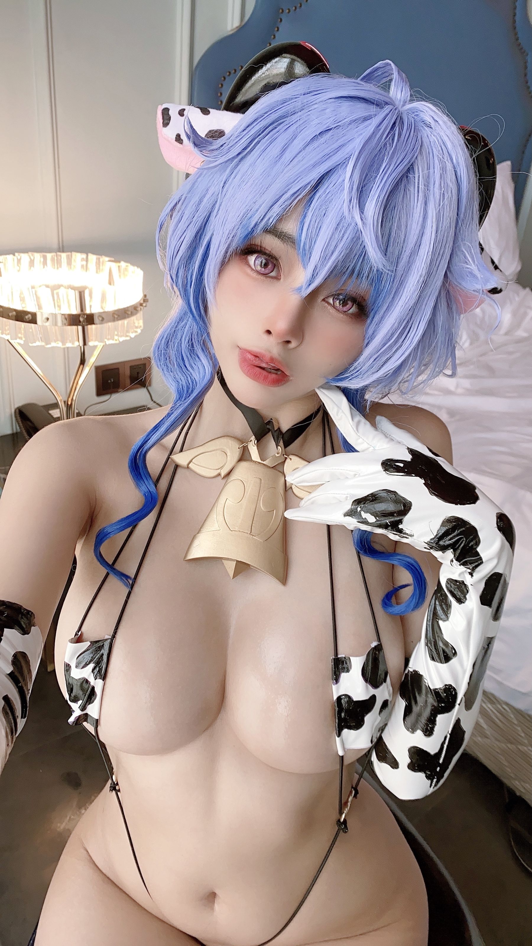 [福利COS] 日本性感萝莉Byoru - Ganyu Cow