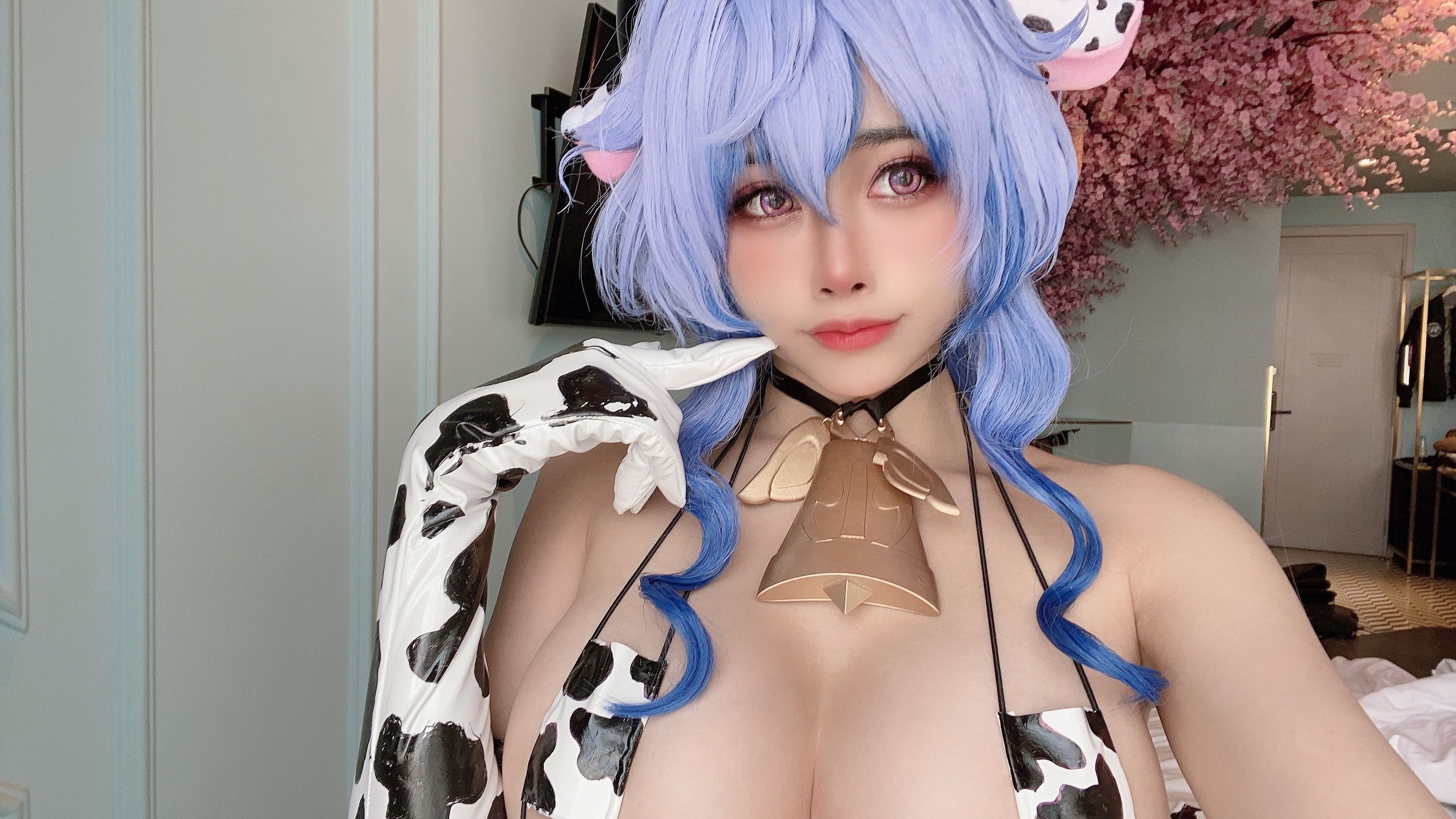 [福利COS] 日本性感萝莉Byoru - Ganyu Cow
