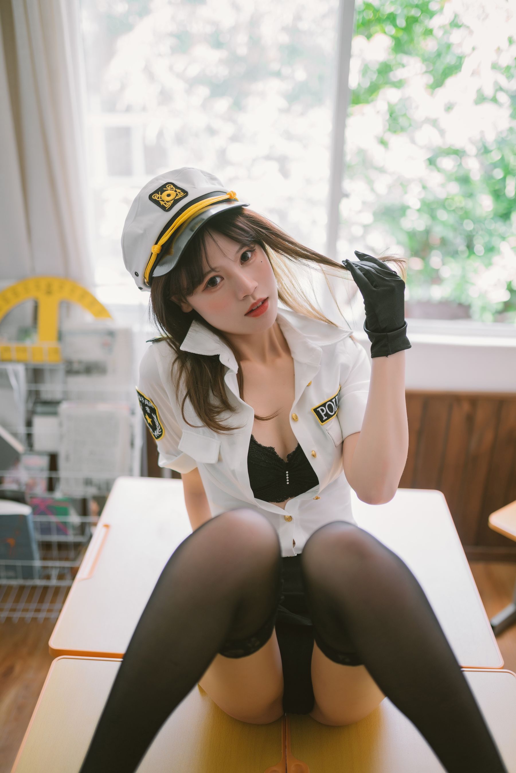 [福利COS] 星黛鹿鹿(千反田鹿鹿) - 日常女警