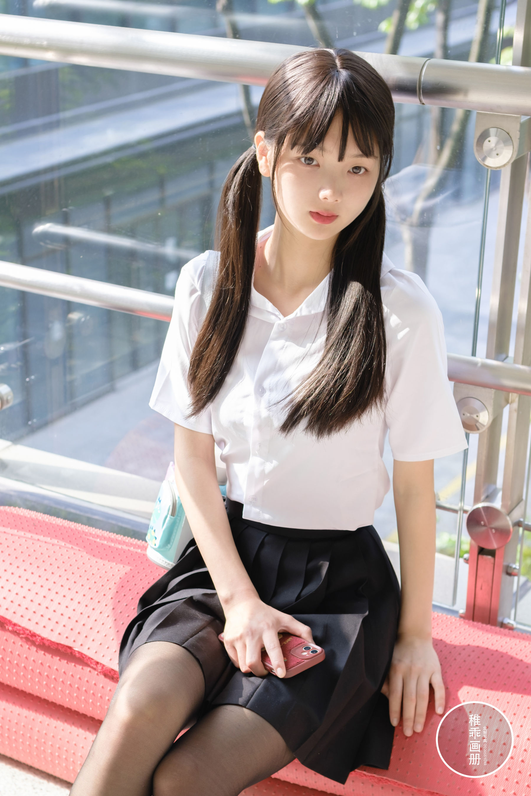 [福利COS] 柴系小乖(稚乖画册) - 夜夜 逛街13d黑丝